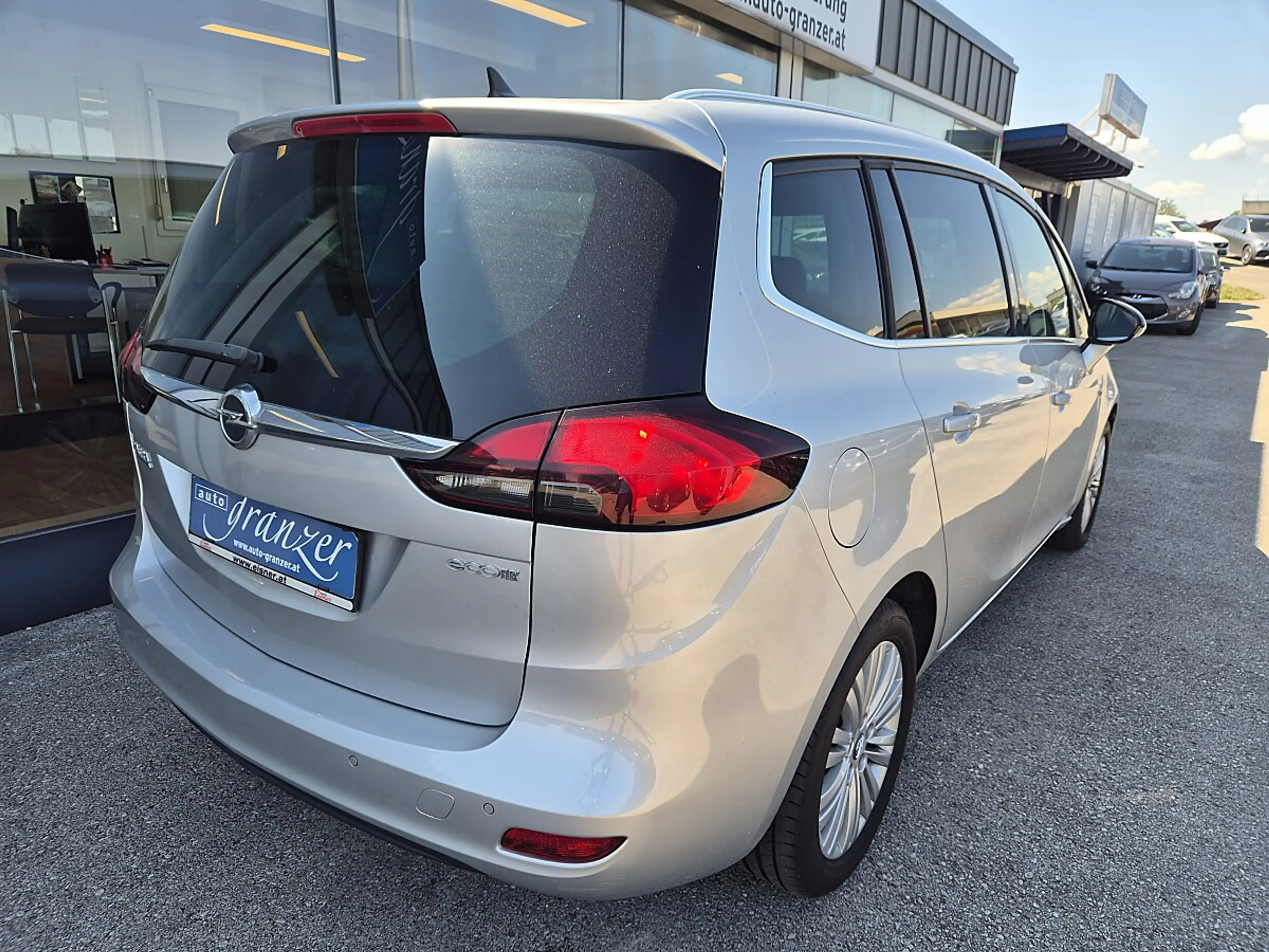 Opel Zafira Tourer 1,6 CDTI ecoflex Österreich Ed. Start/Stop — photo 5