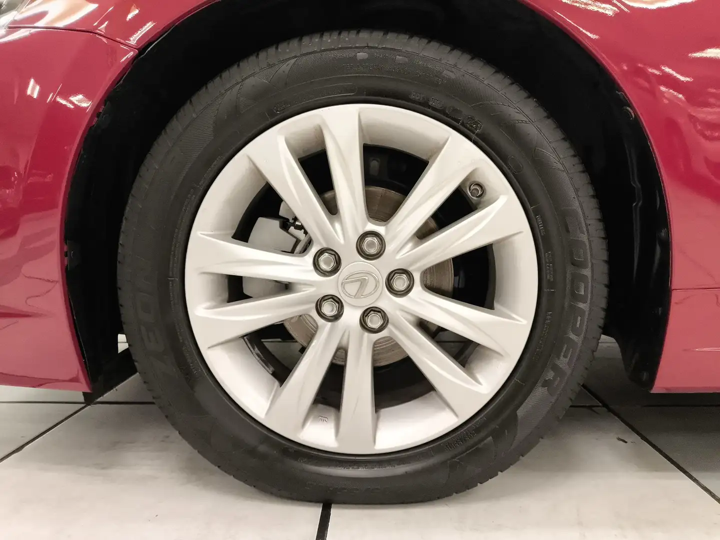 Lexus CT 200h Executive Red - 2