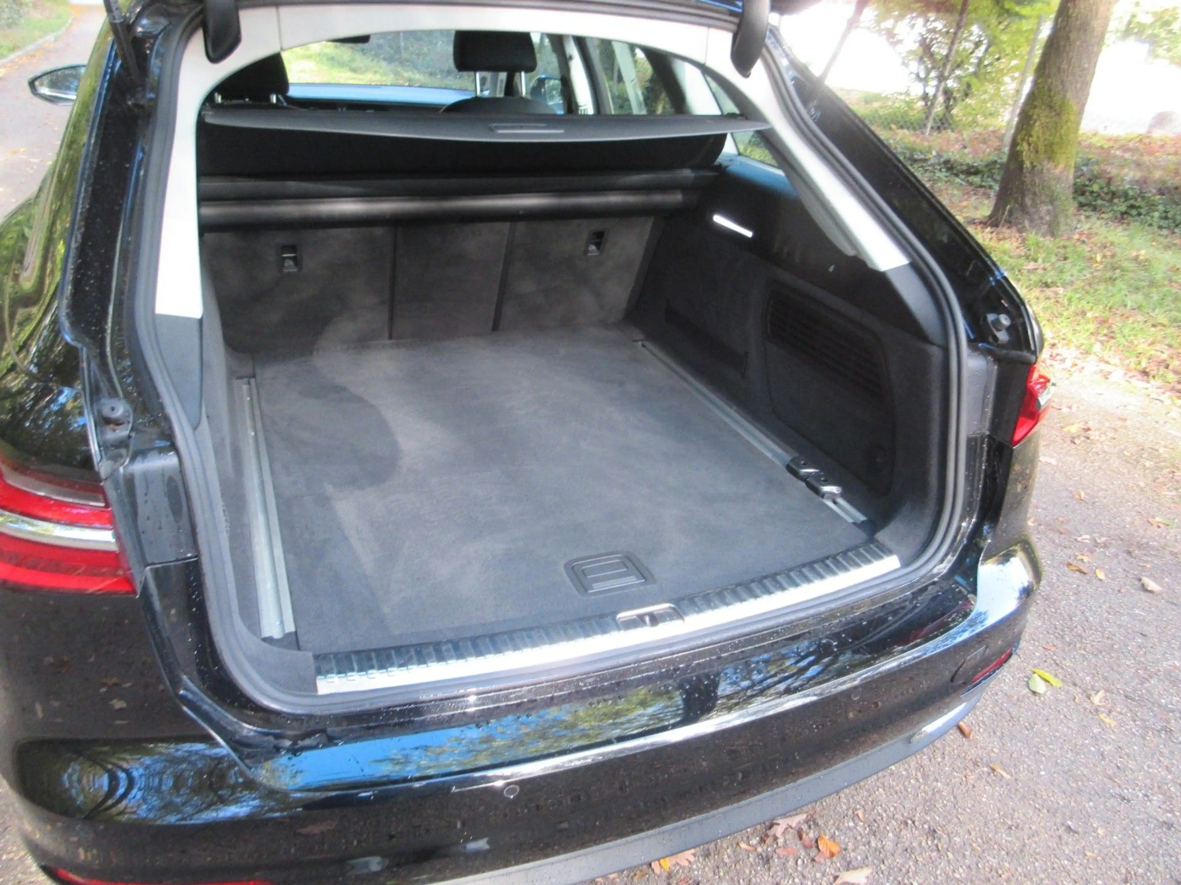 Audi A6 Avant 40 TDI quattro/Business-Paket/AHK/Spurw — photo 17