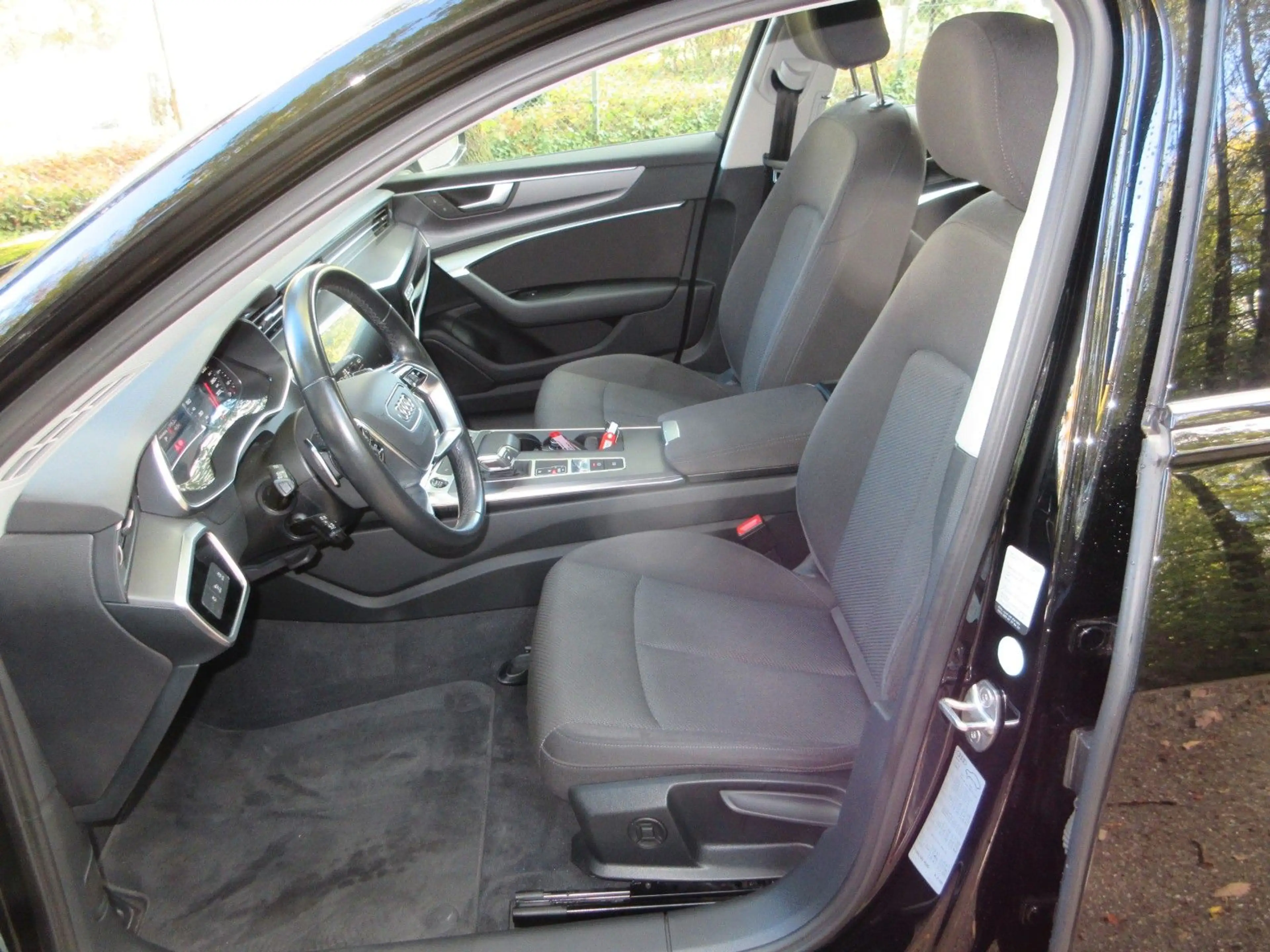 Audi A6 Avant 40 TDI quattro/Business-Paket/AHK/Spurw — photo 13