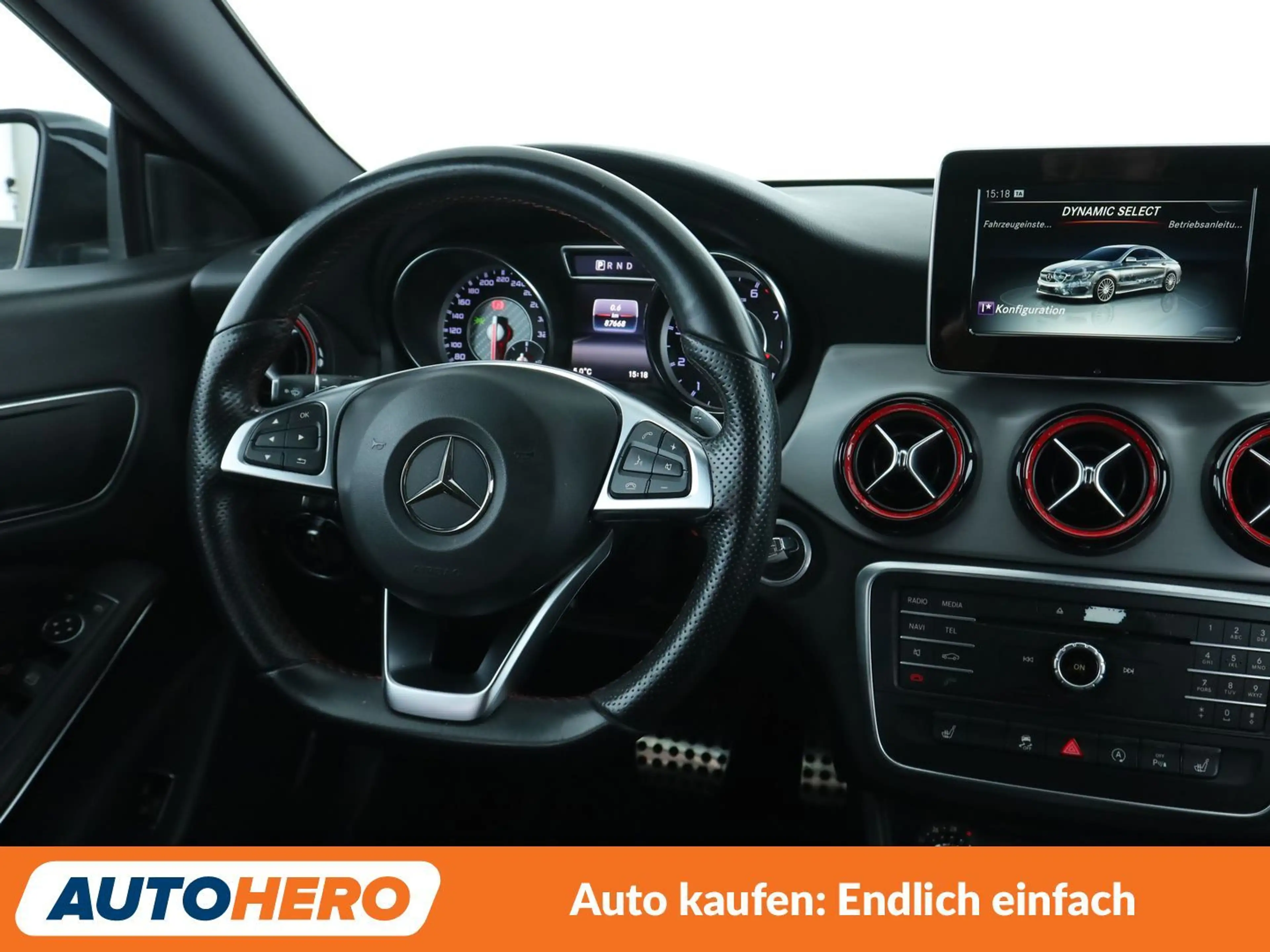 Mercedes-Benz CLA 45 AMG CLA 45 AMG 4Matic Aut.*NAVI*BI-XENON*TEMPO*PDC* — photo 13