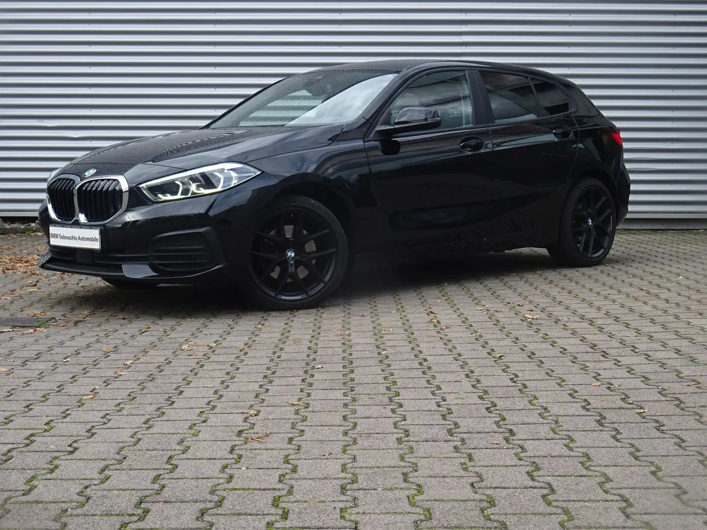 BMW 118 i Lim. Advantage LED LivePro HiFi 18-M-LM SH Noir - 1