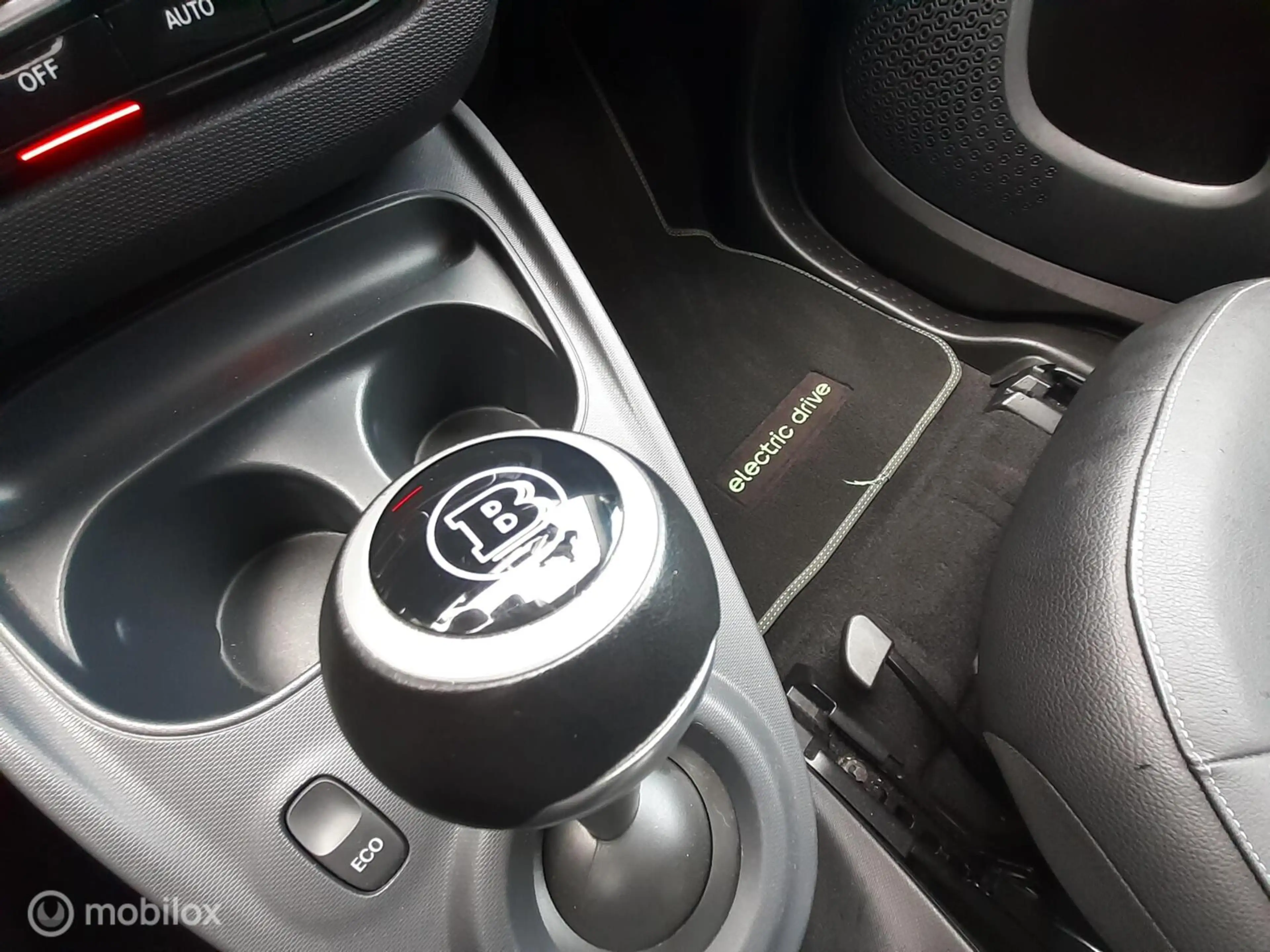 smart forTwo Electric Drive Prime Brabus Apk 04-27 — photo 15