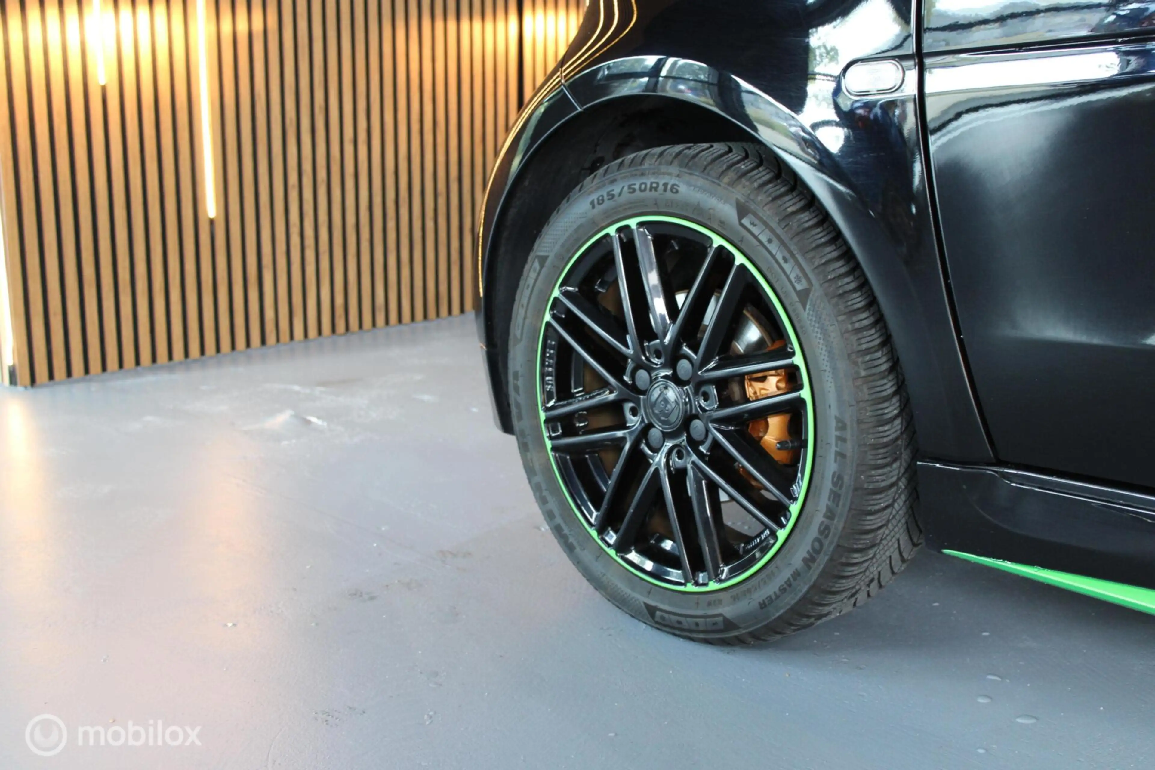 smart forTwo Electric Drive Prime Brabus Apk 04-27 — photo 5