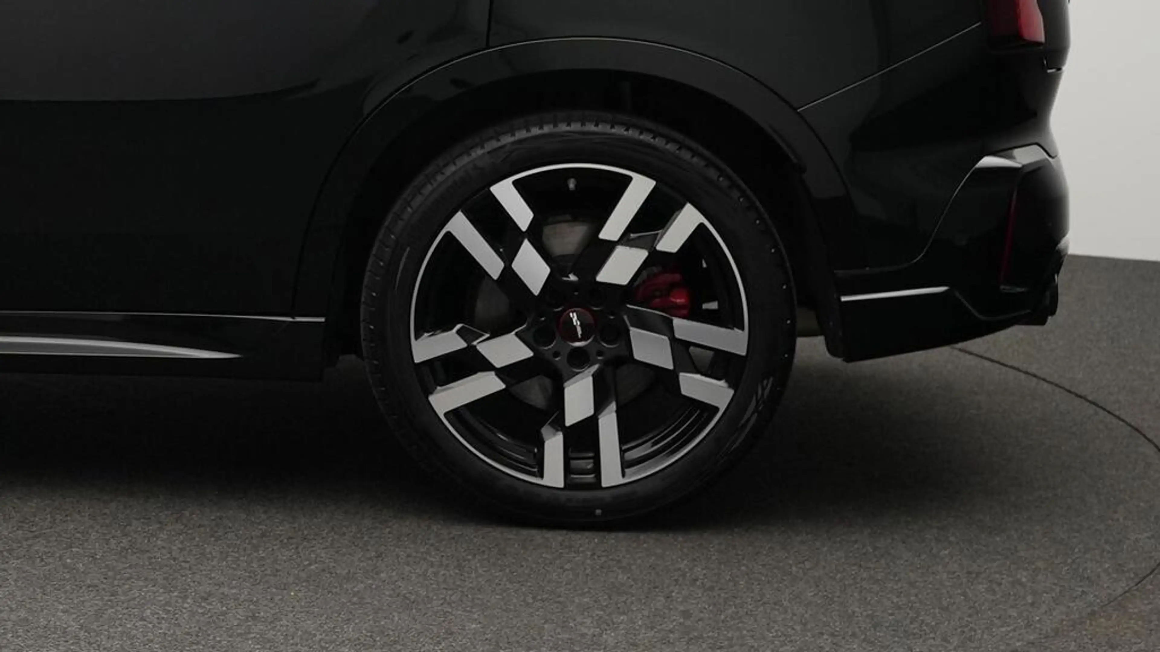 MINI JCW Countryman All4 John Cooper Works Trim — photo 9