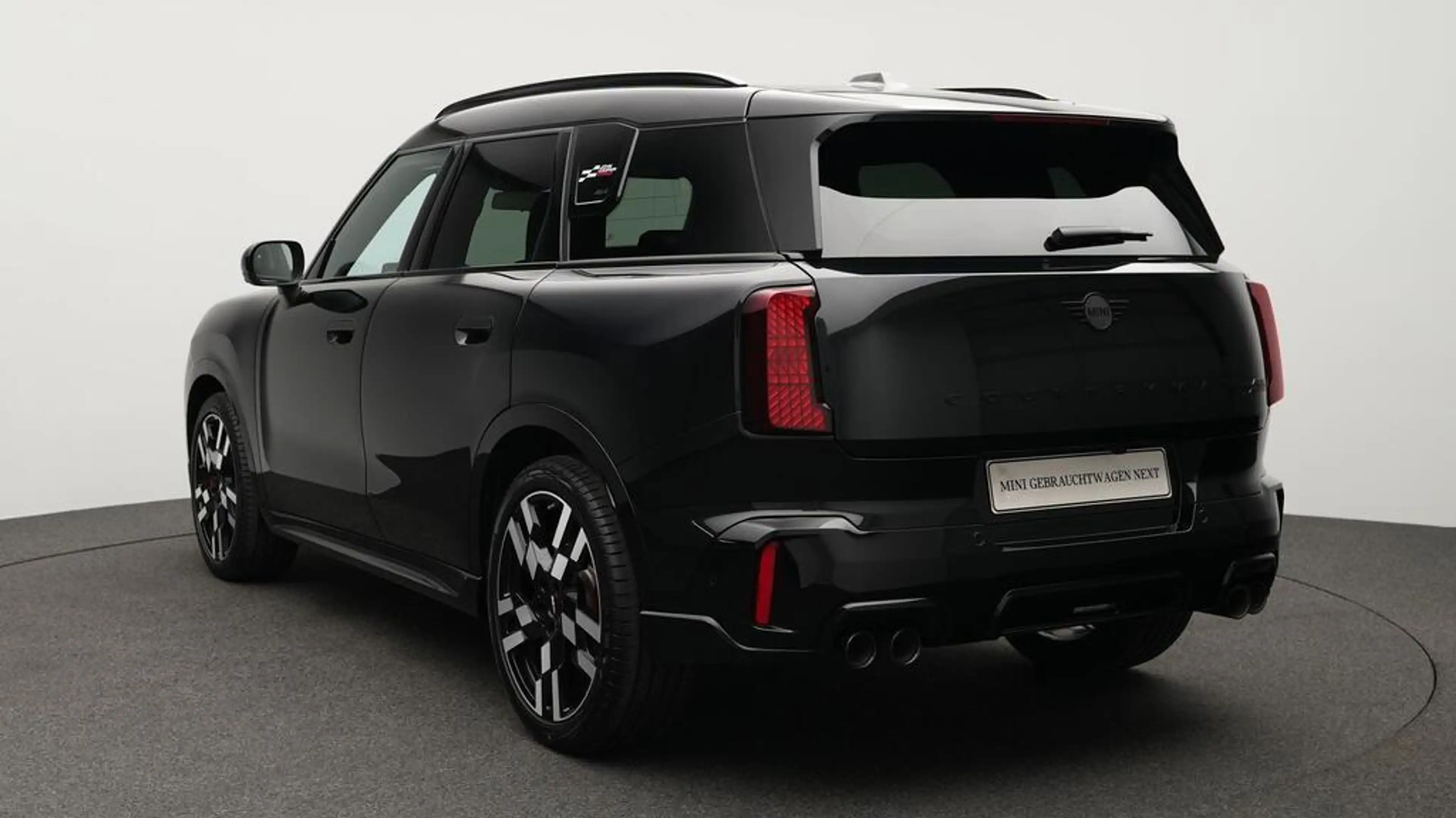 MINI JCW Countryman All4 John Cooper Works Trim — photo 4