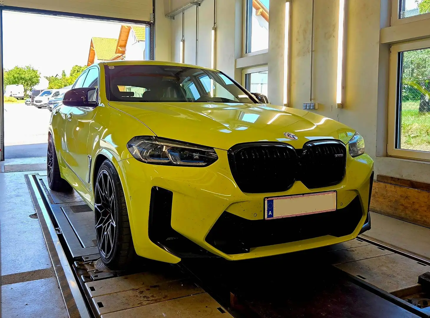 BMW X4 M Competition Sao Paulo KW V3 Carbon Laser 21" Gelb - 1
