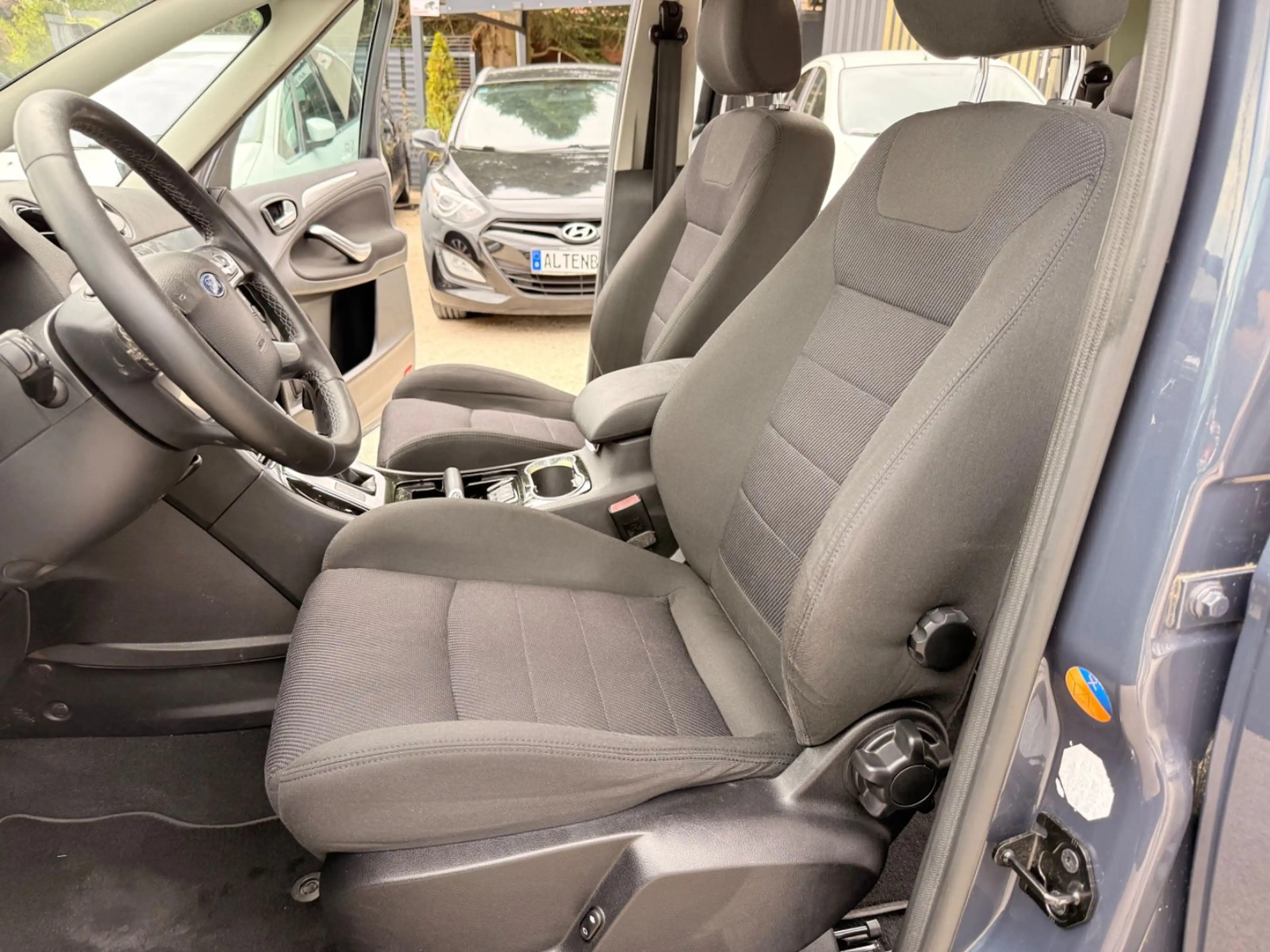 Ford S-Max S-MAX Titanium, 7 Sitze — photo 19