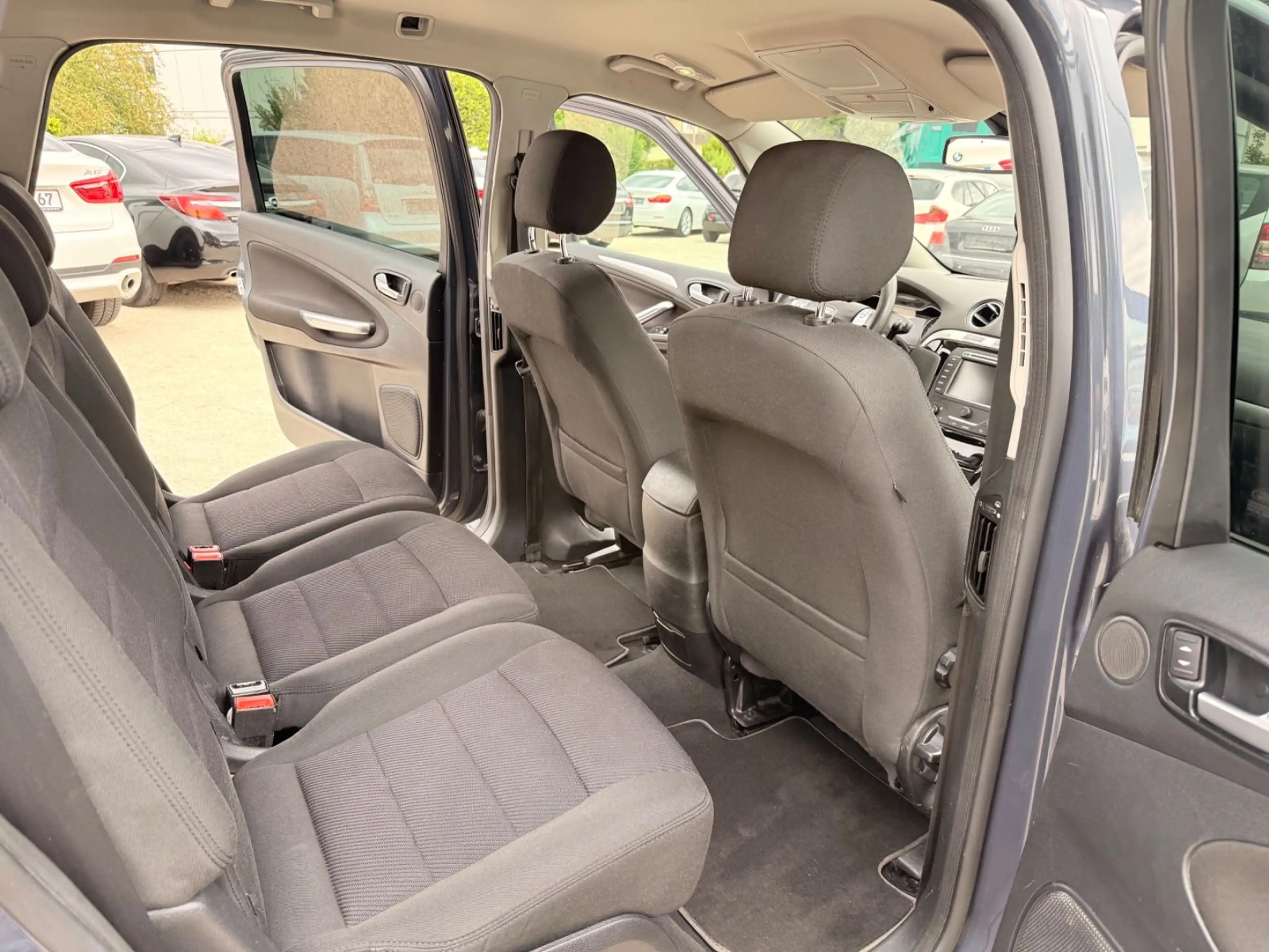Ford S-Max S-MAX Titanium, 7 Sitze — photo 24