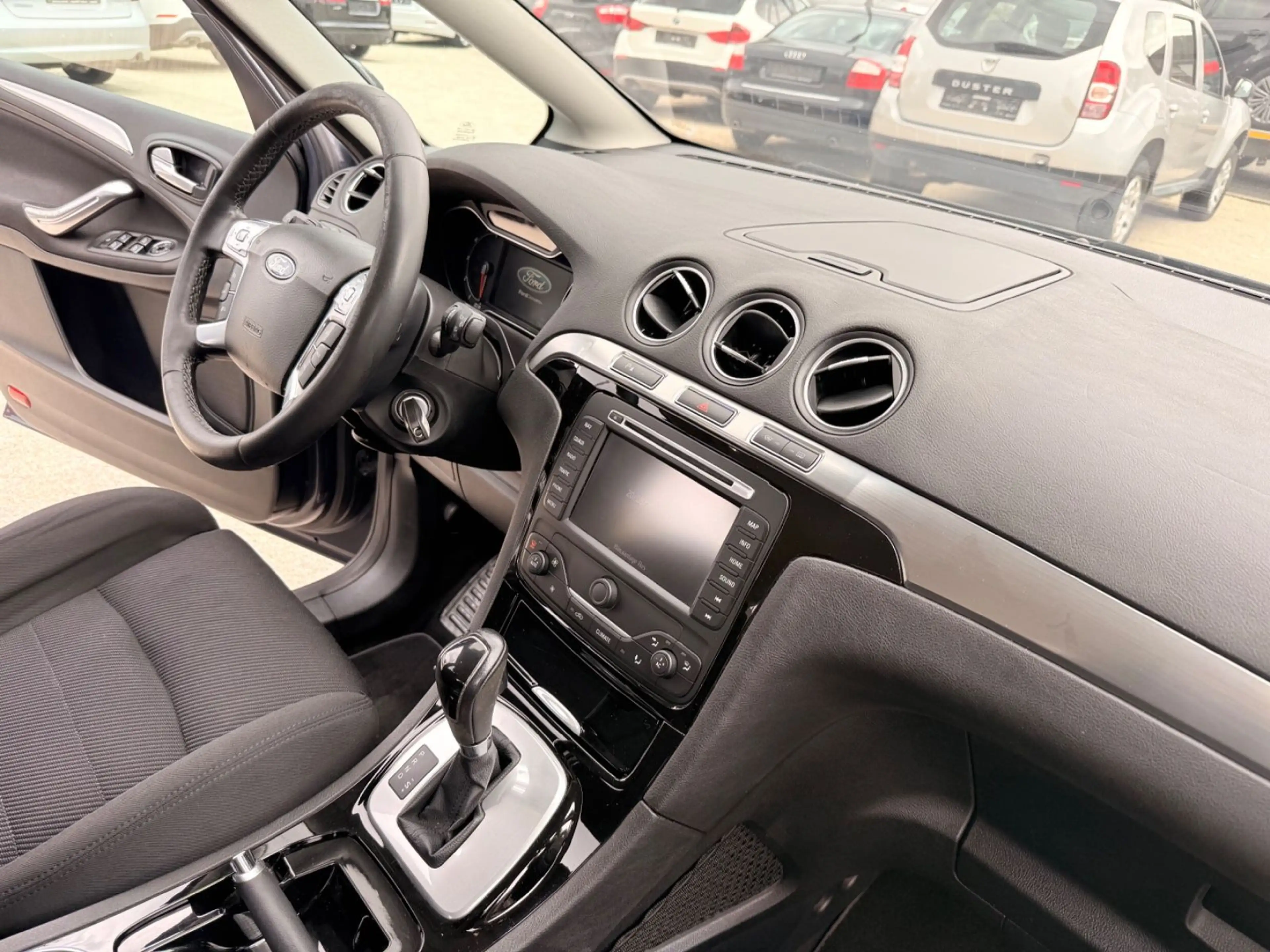 Ford S-Max S-MAX Titanium, 7 Sitze — photo 21