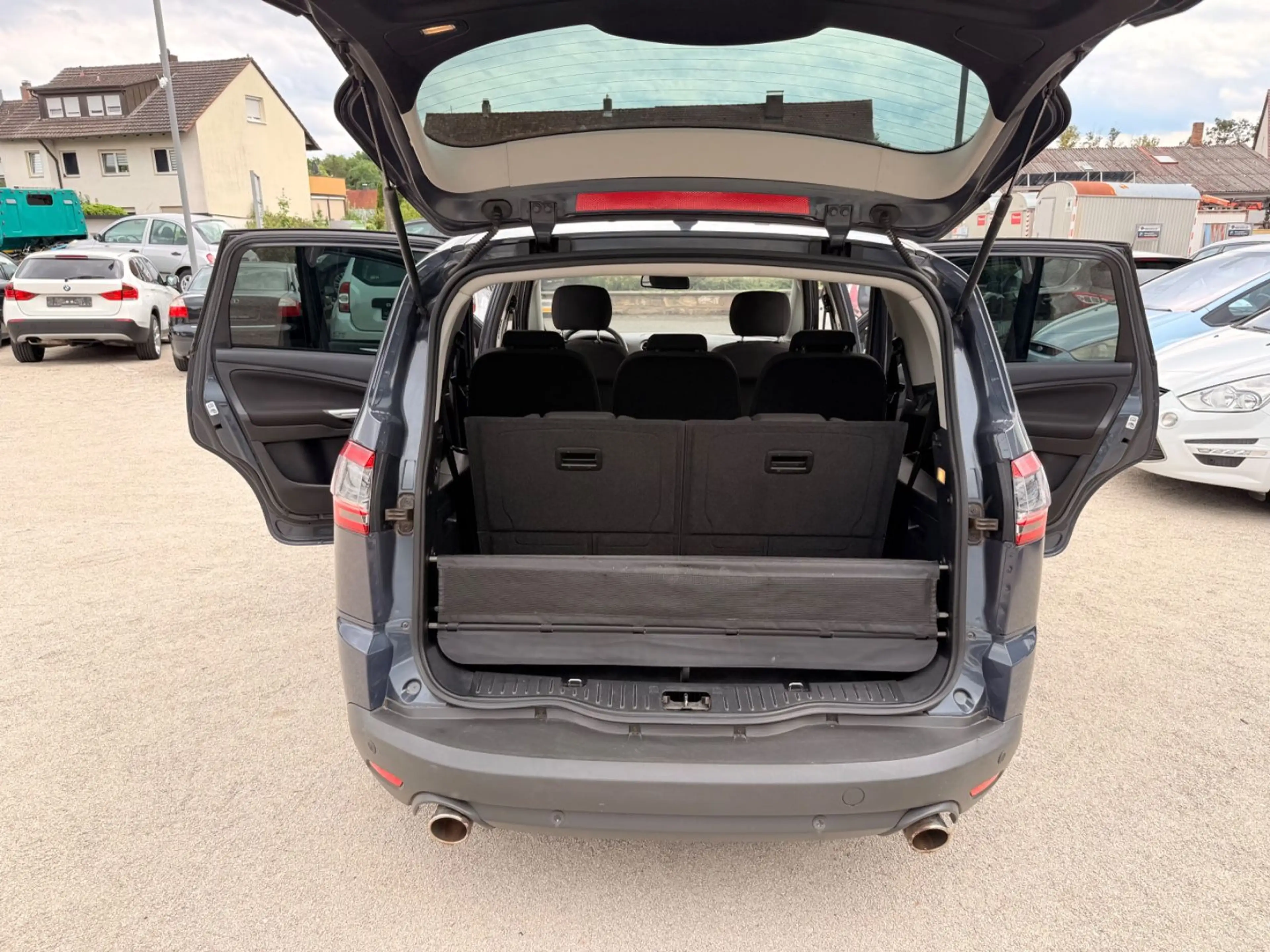 Ford S-Max S-MAX Titanium, 7 Sitze — photo 26