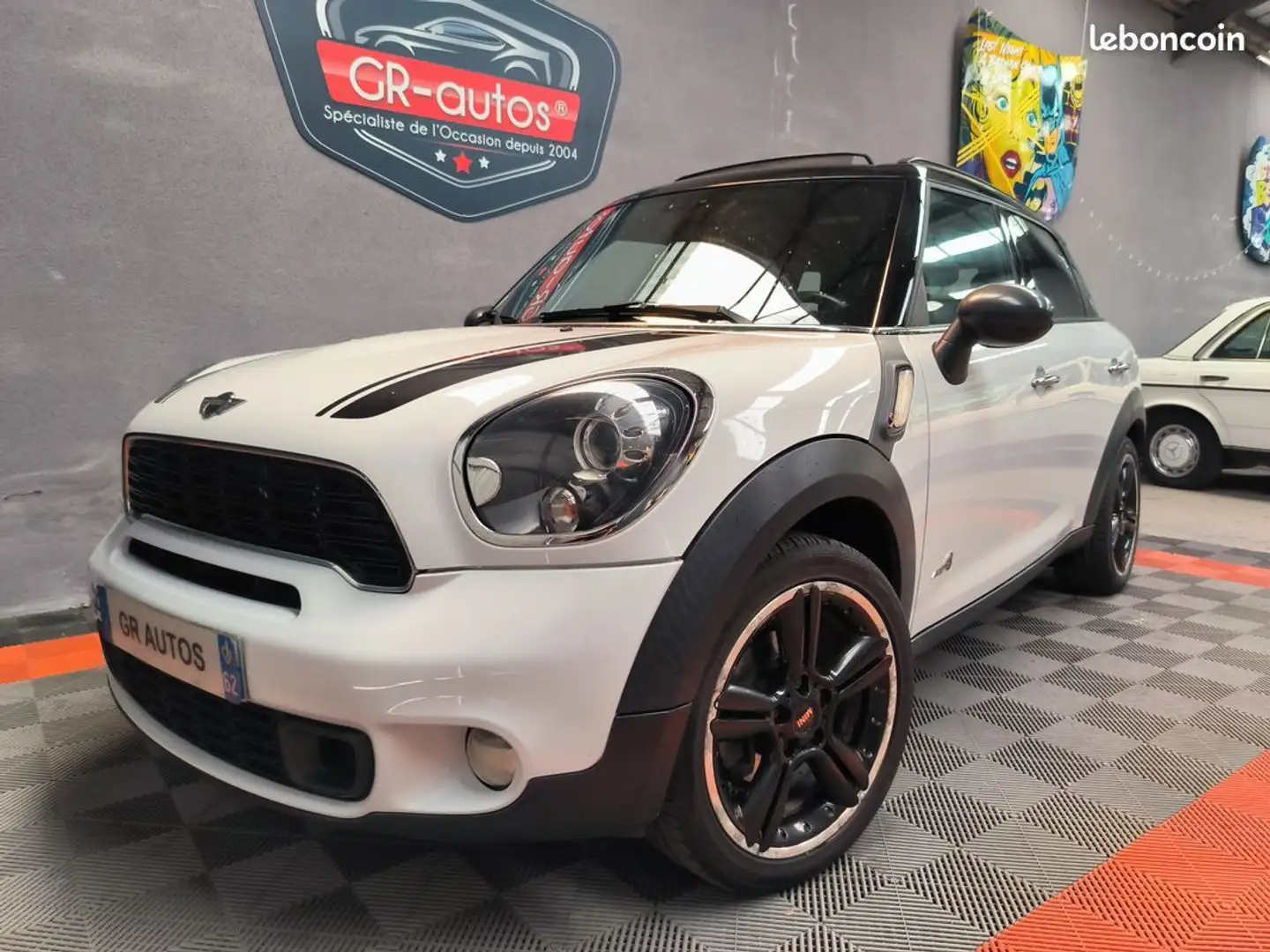 MINI Cooper Countryman Cooper SD 143cv Pack RED HOT Toit ouvrant Cuir - R Blanc - 1