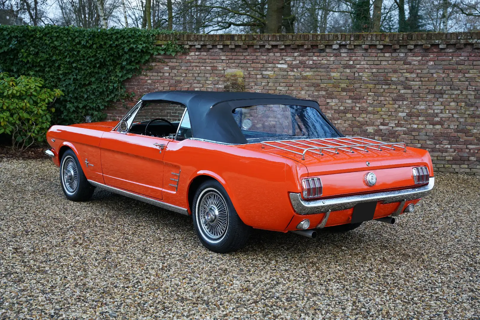 Ford Mustang Convertible 289 V8 Manual PRICE REDUCTION! Complet Oranje - 2