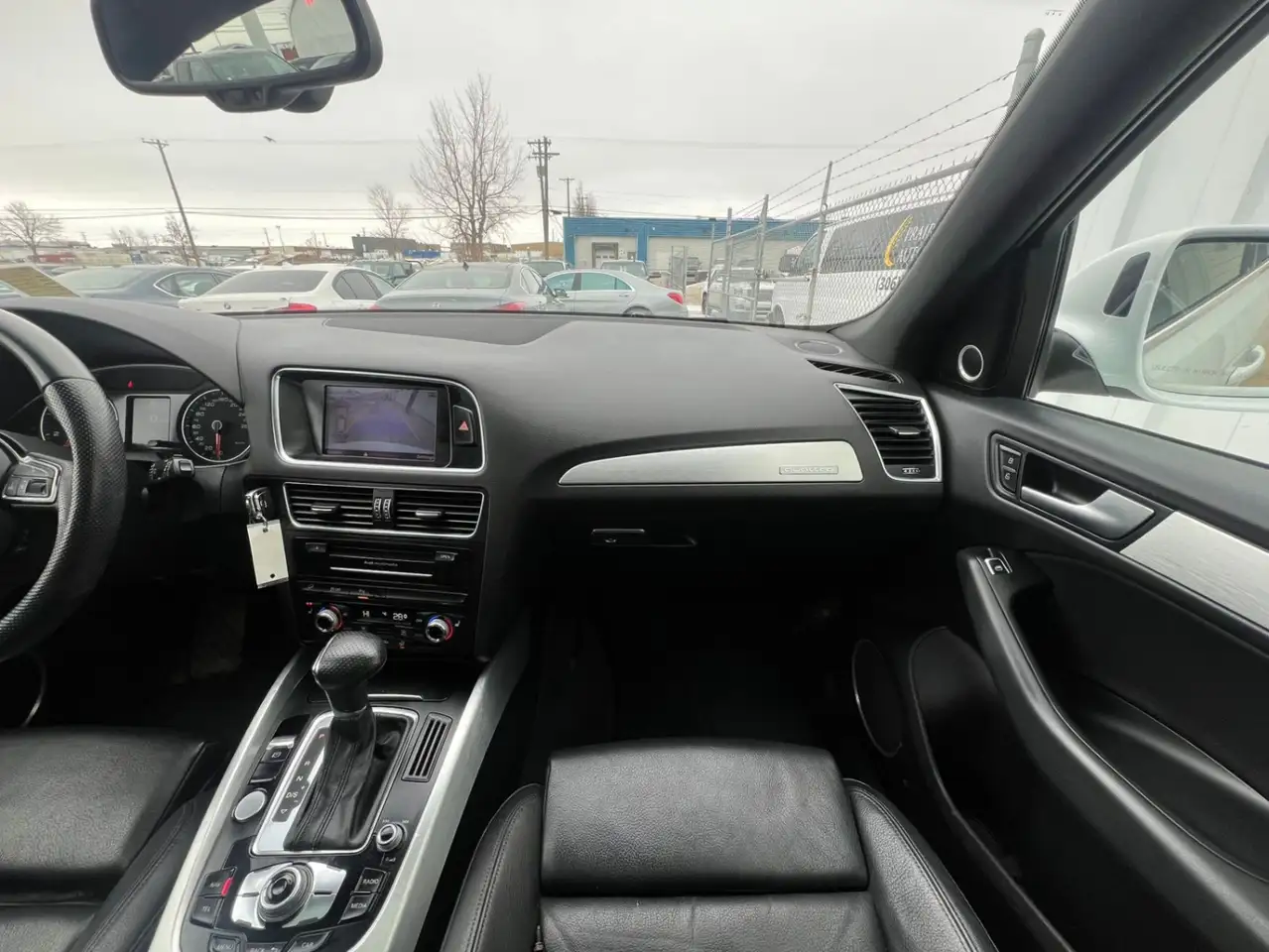 Audi Q5 снимка Audi Q5