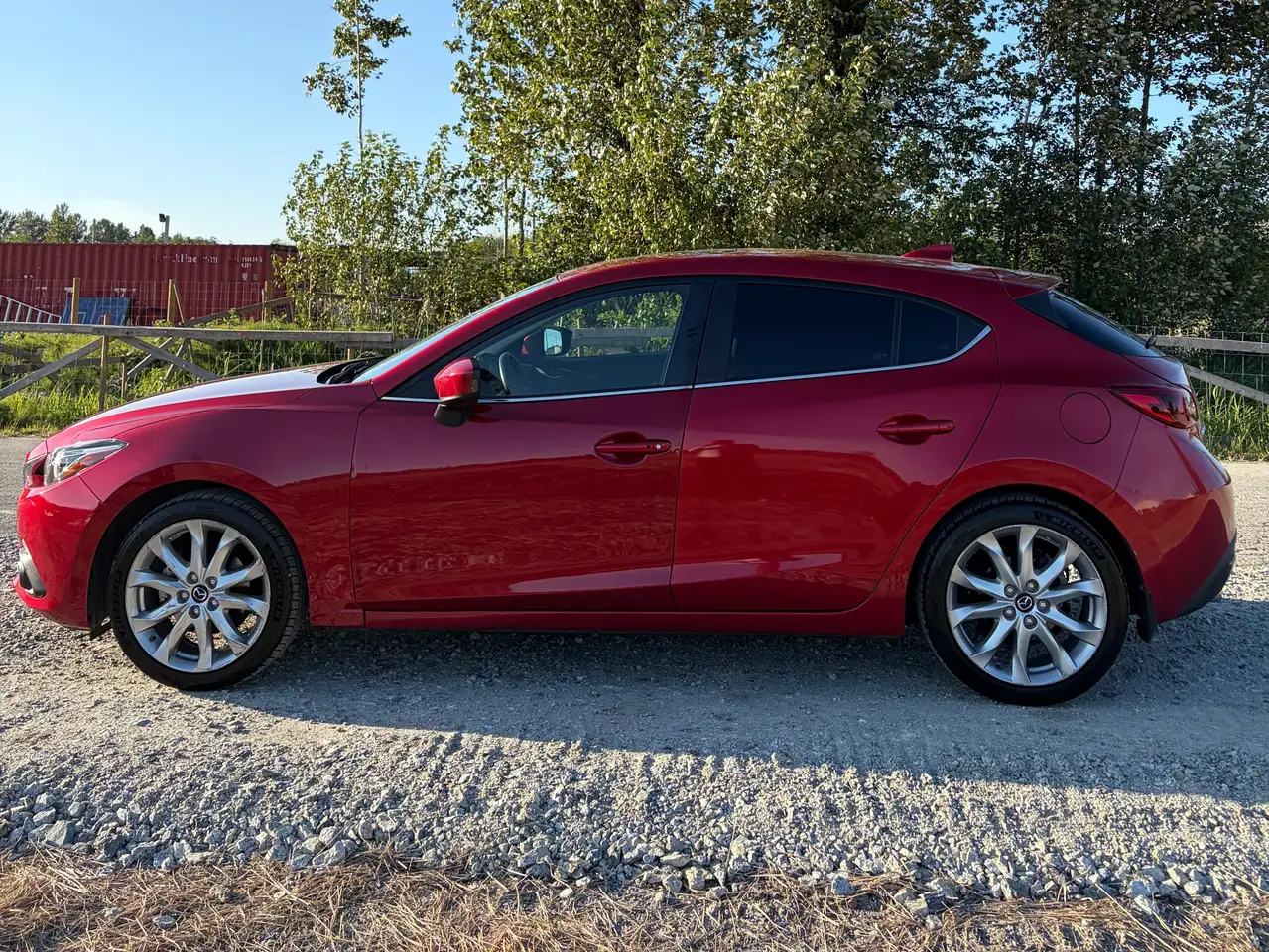 Mazda 3 снимка Mazda 3