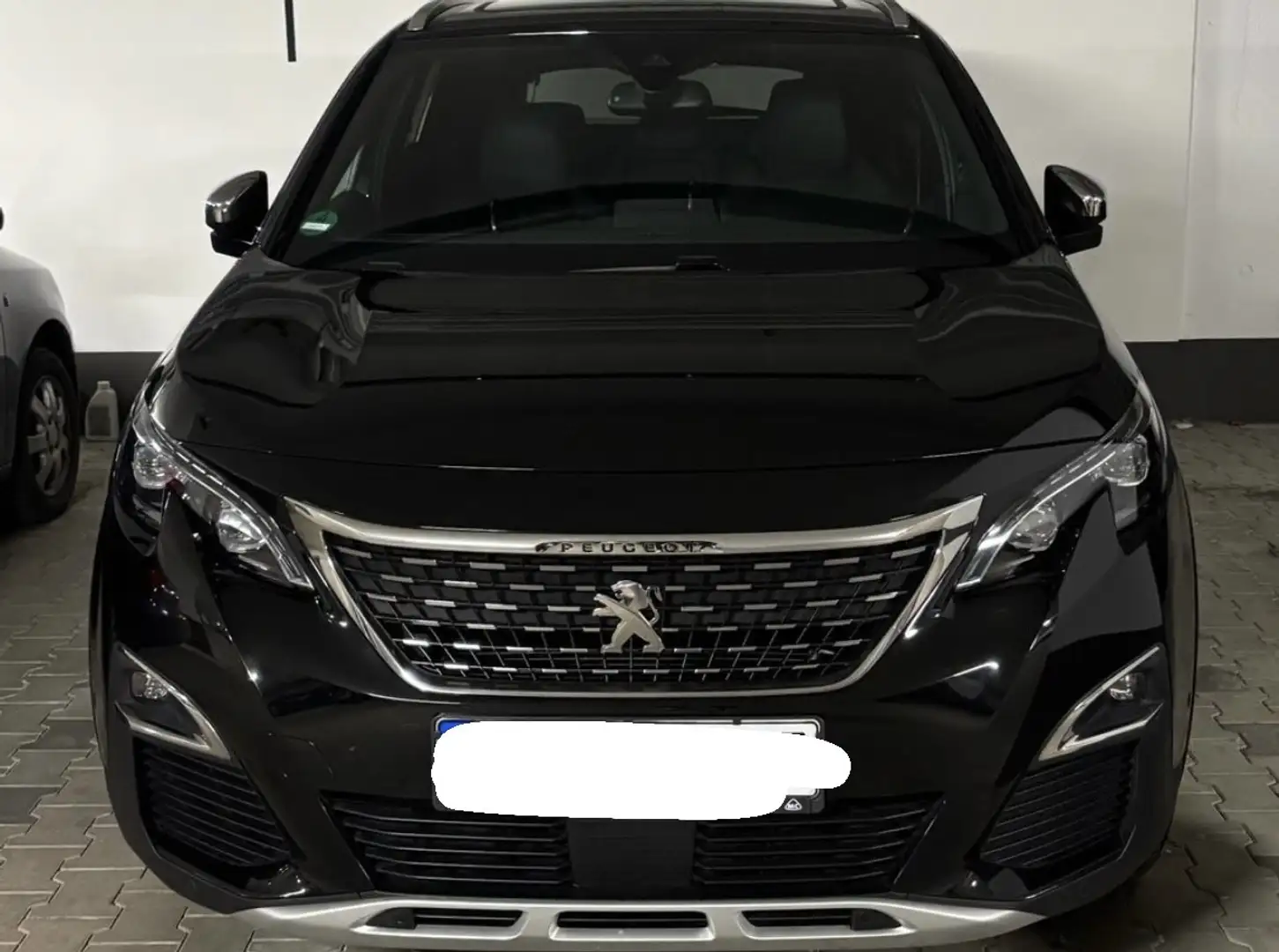 Peugeot 3008 GT Schwarz - 1