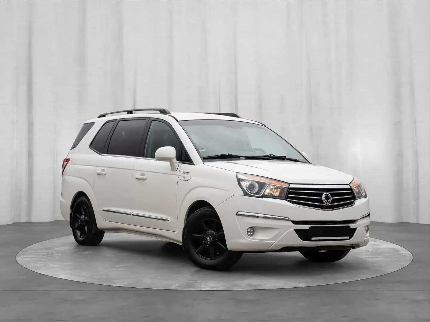 SsangYong Rodius Crystal 4WD/Leder/Euro6/PDC/1-Hand Белый - 2