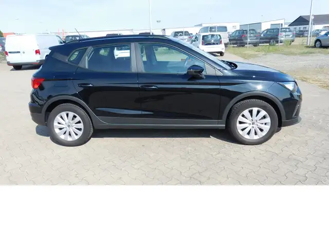 Seat Arona view 2