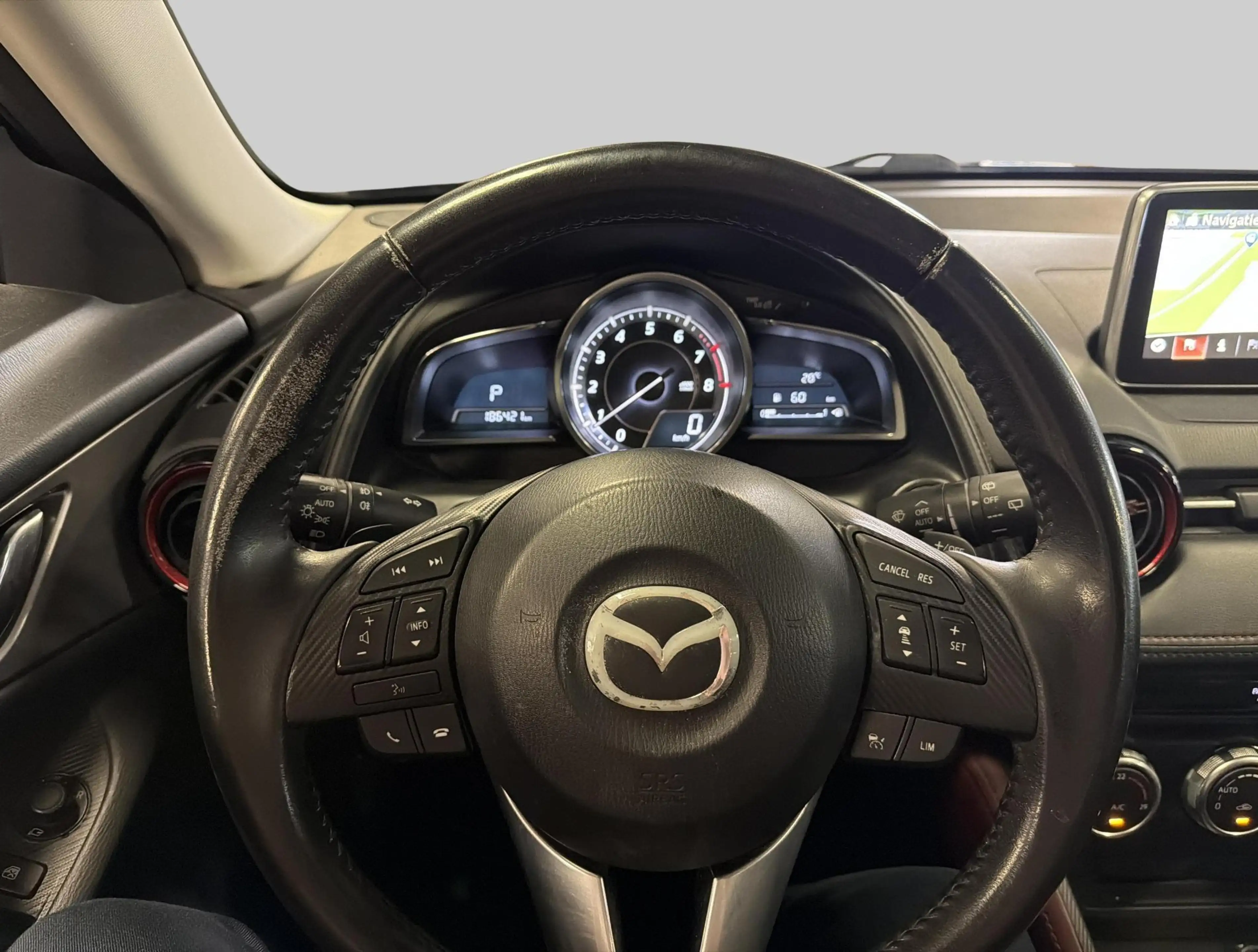 Mazda CX-3 2.0 SkyActiv-G 120 GT-M — photo 12