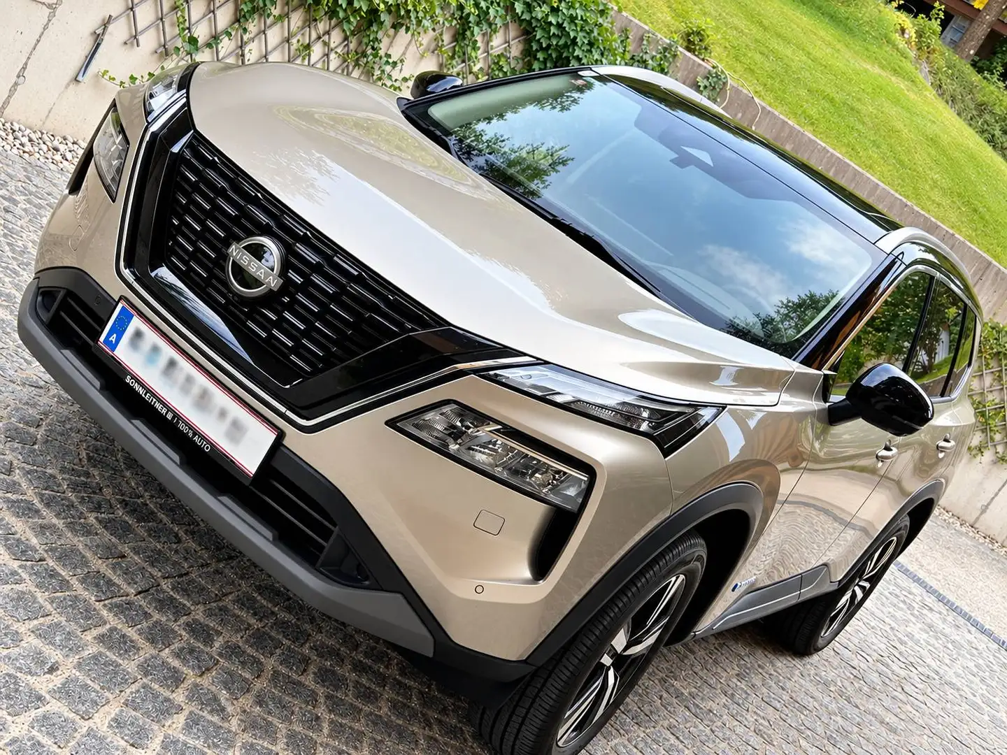 Nissan X-Trail X-Trail 1,5 VC-T e-Power 4ORCE Allrad N-Connecta 7stz. N-Connecta Gold - 2