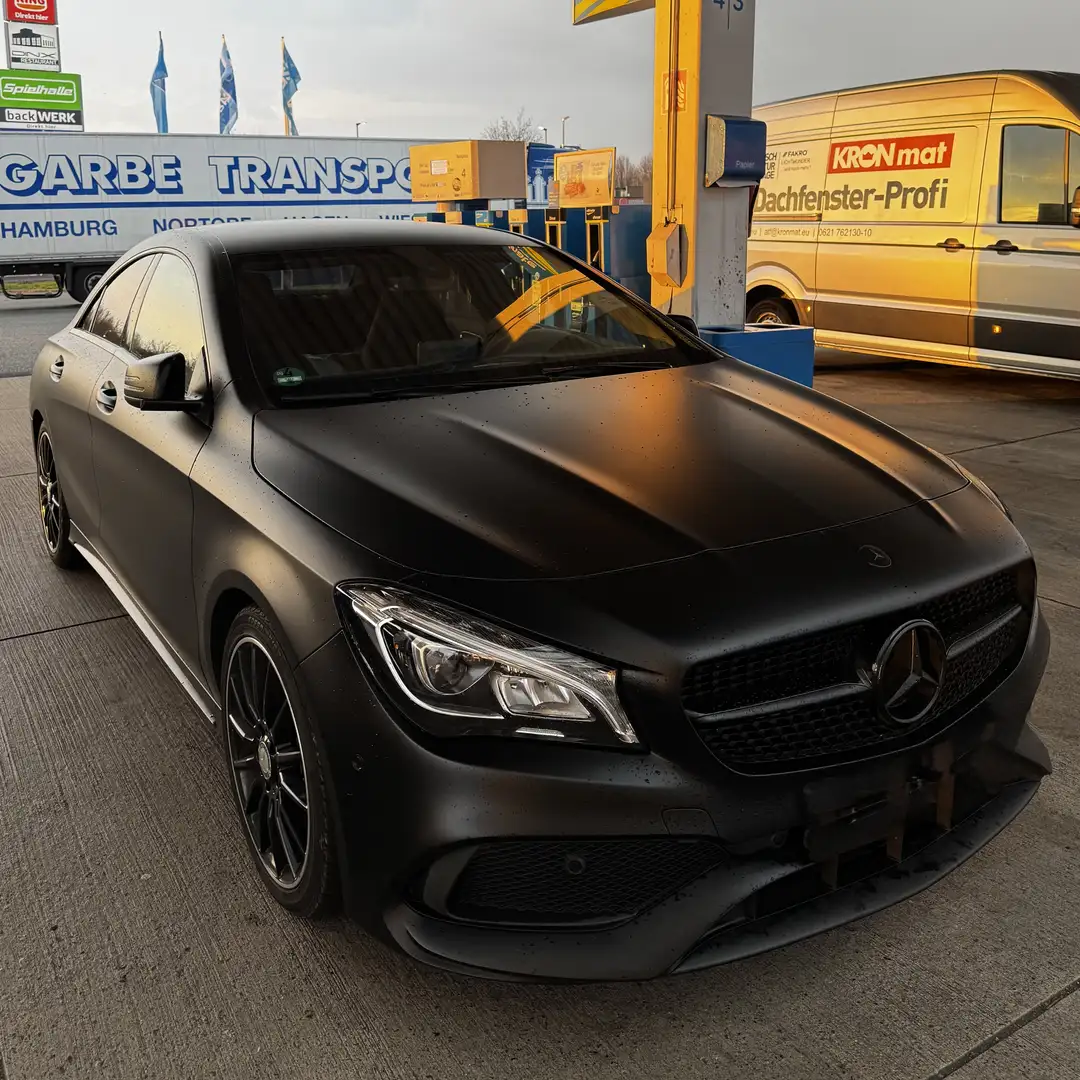 Mercedes-Benz CLA 220 d 7G-DCT AMG Line - 1