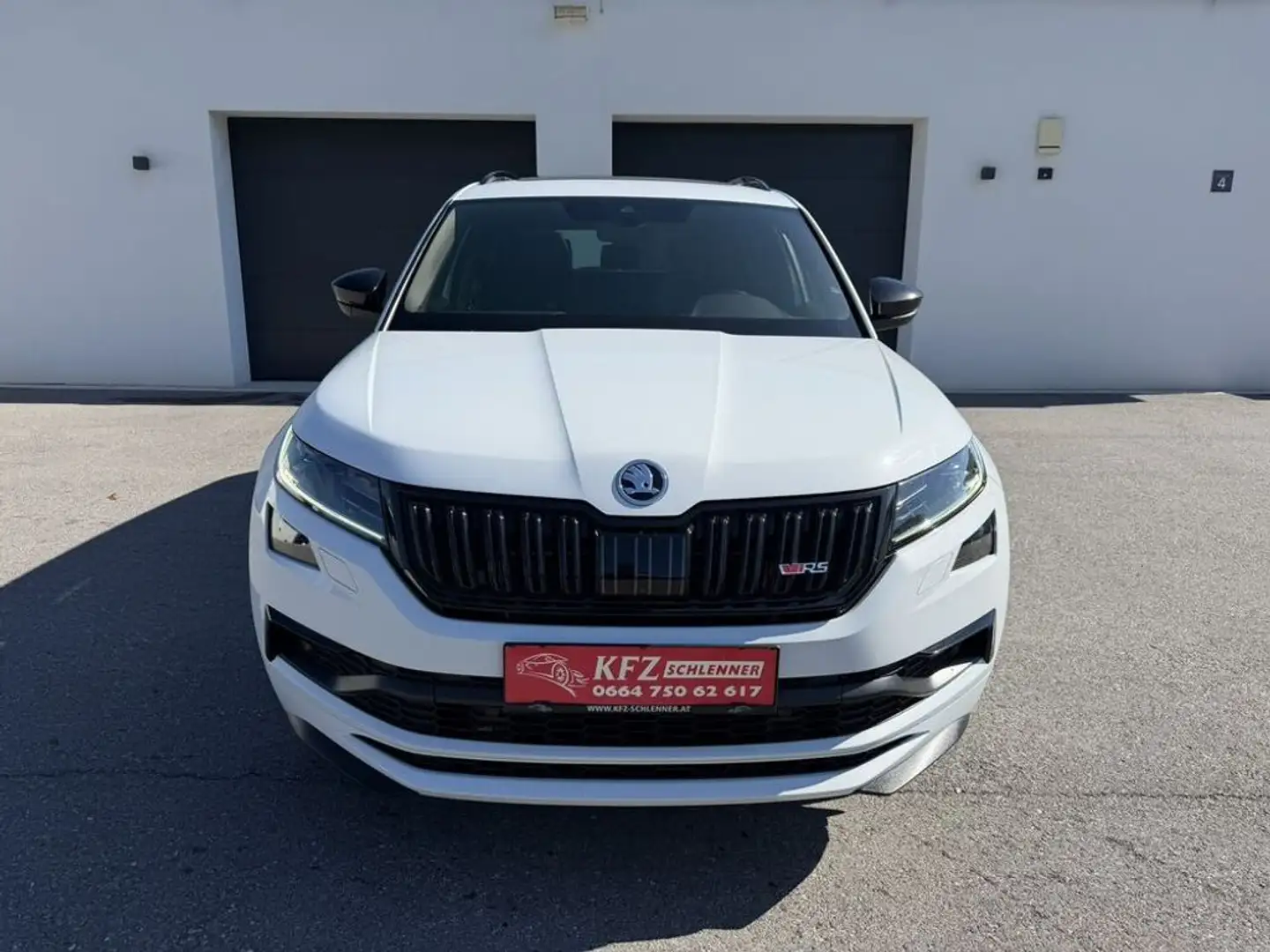Skoda Kodiaq 2.0 BiTDI RS 4x4/MEGA VOLL!! Weiß - 2
