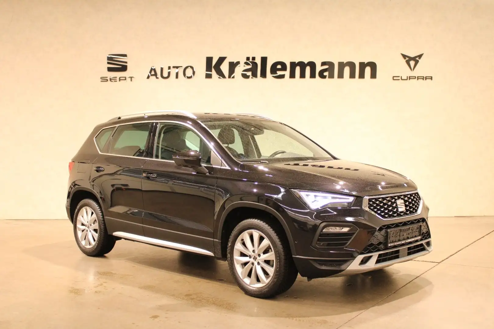 SEAT Ateca 1,5 TSI DSG Xperience*Navi*LED* Schwarz - 1