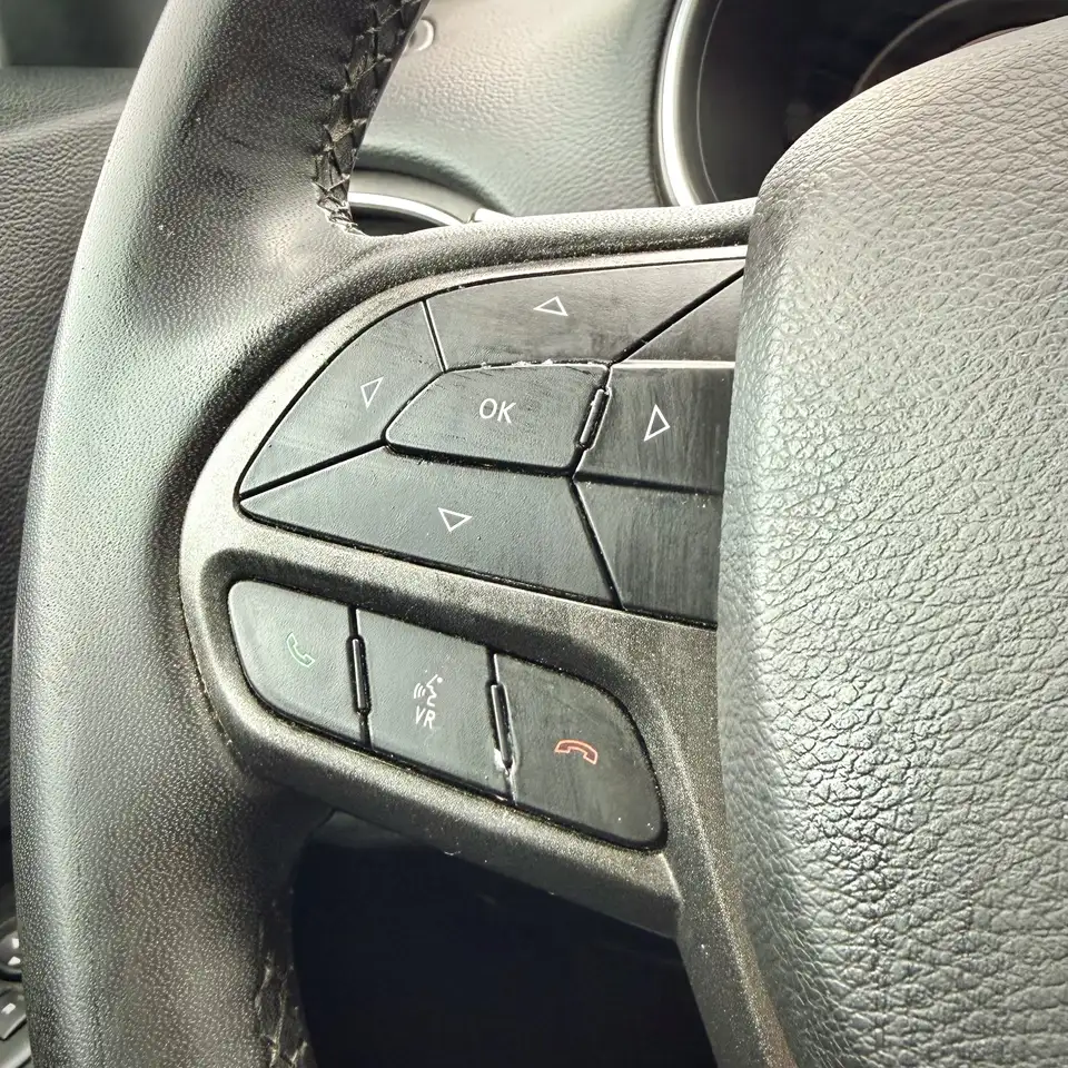 Jeep Cherokee снимка Jeep Cherokee