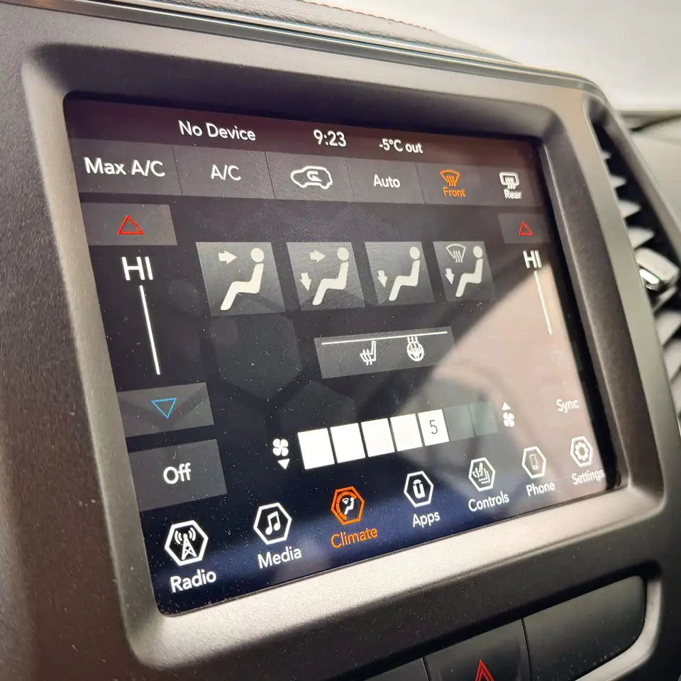 Jeep Cherokee снимка Jeep Cherokee