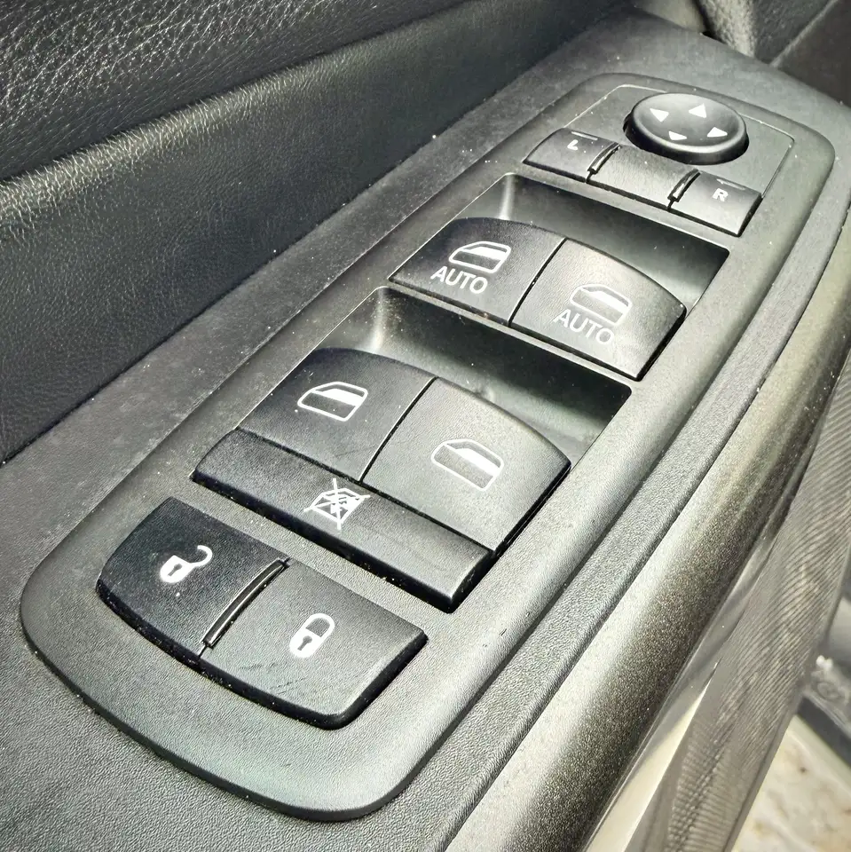 Jeep Cherokee снимка Jeep Cherokee