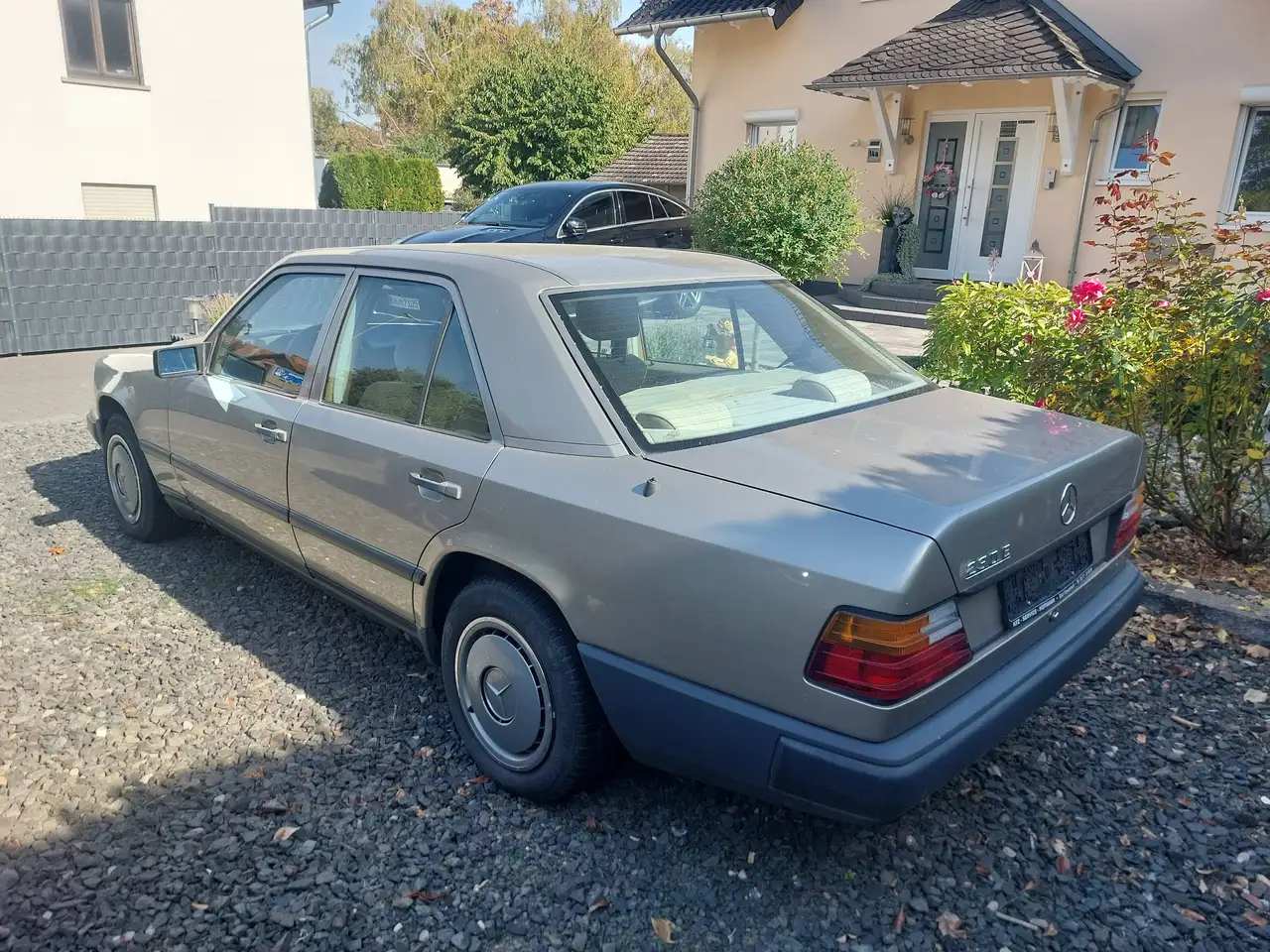 Mercedes-Benz E 230 E-Klasse, foto 4