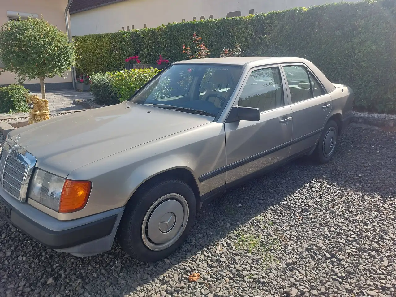 Mercedes-Benz E 230 E-Klasse, foto 3