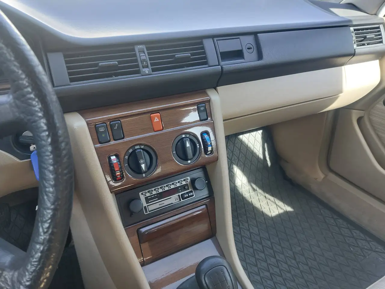 Mercedes-Benz E 230 E-Klasse, foto 8