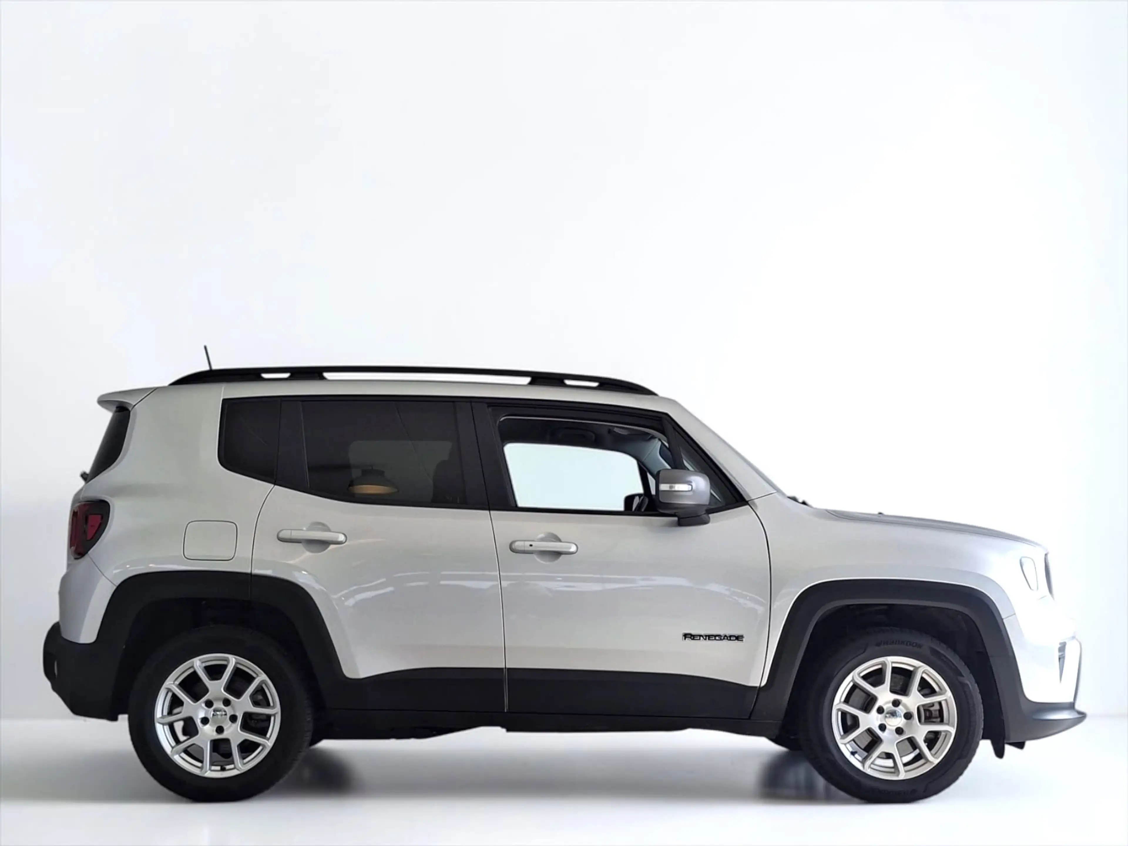 Jeep Renegade 4xe 190 Plug-in Hybrid Limited CARPLAY WINTERPACK — photo 9