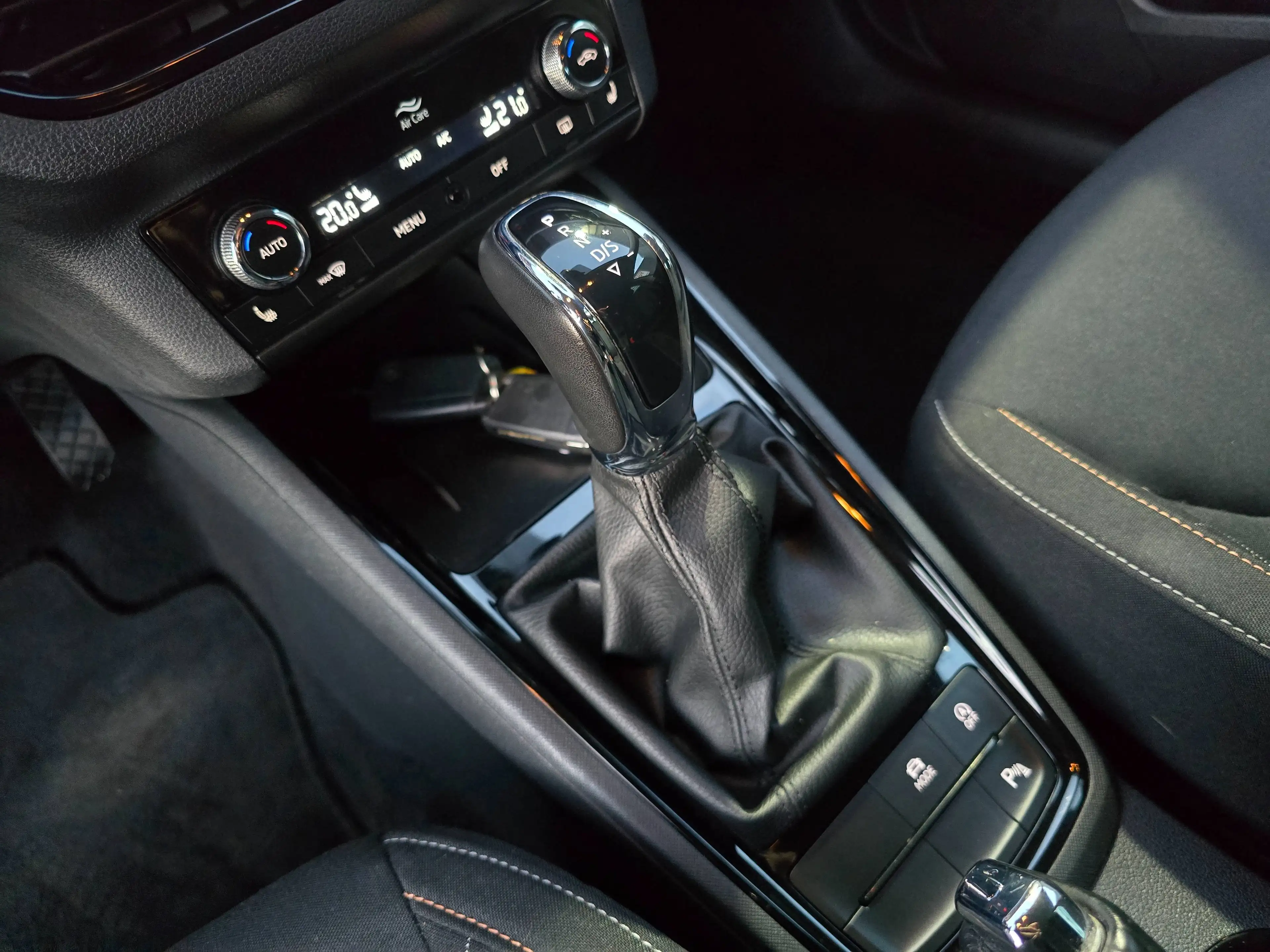 Skoda Kamiq 1.0TSI AUTOMATIC Style 2022 ° Virtual cockpit… — photo 15