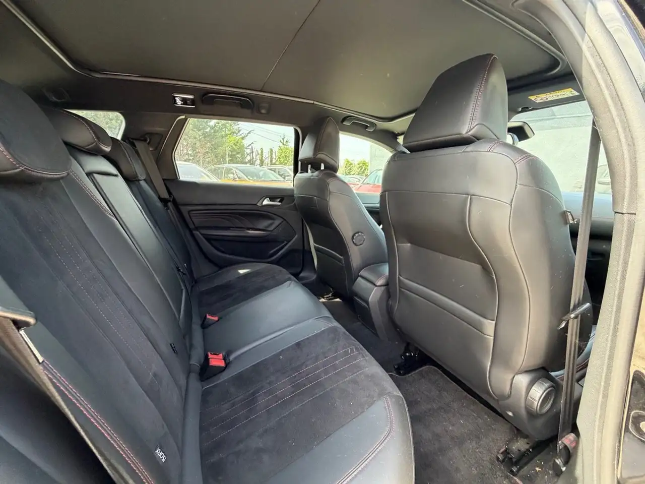 Peugeot 308 308 — photo 9