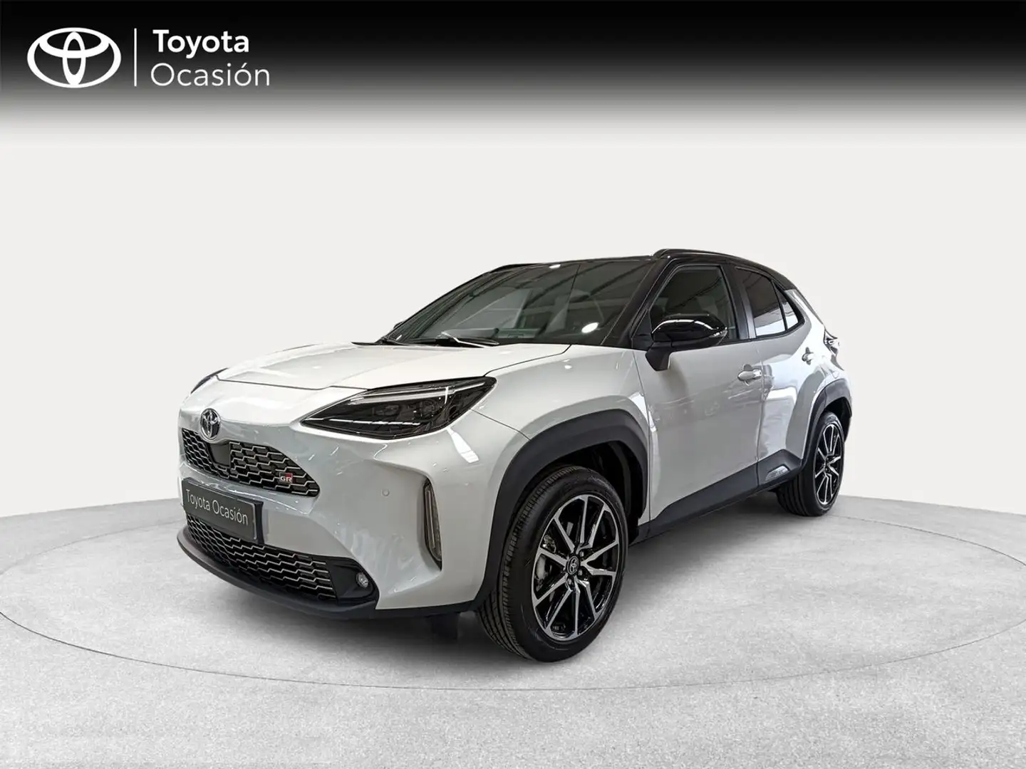 Toyota Yaris Cross 1.5 130H GR Sport Grijs - 1