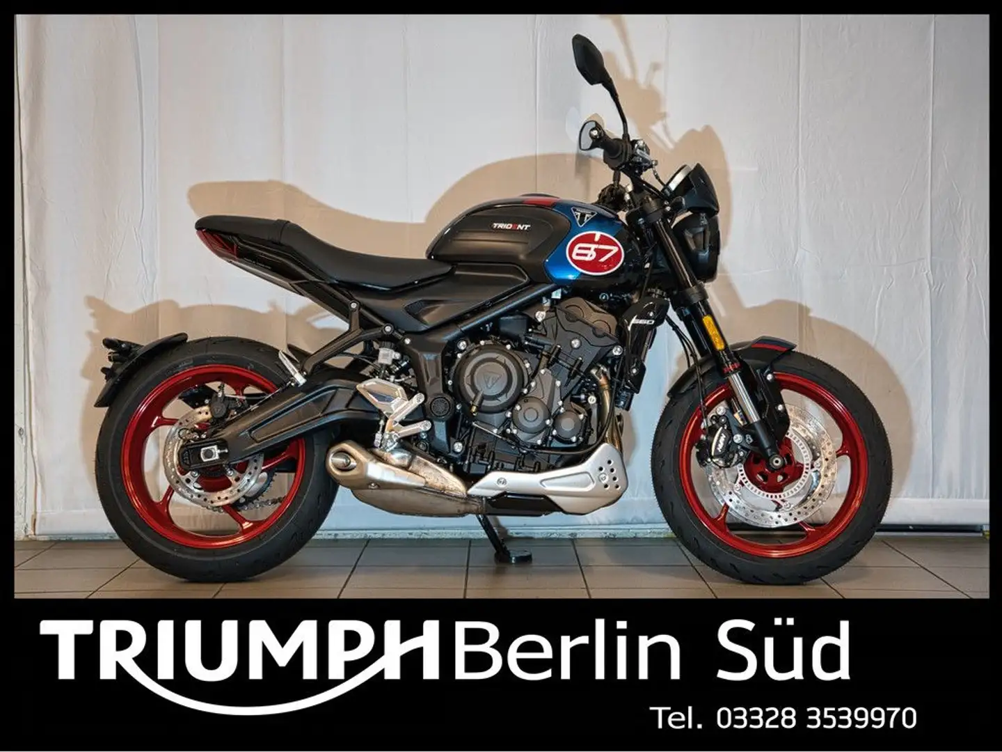Triumph Trident 660 TRIPLE TRIBUTE Negro - 1