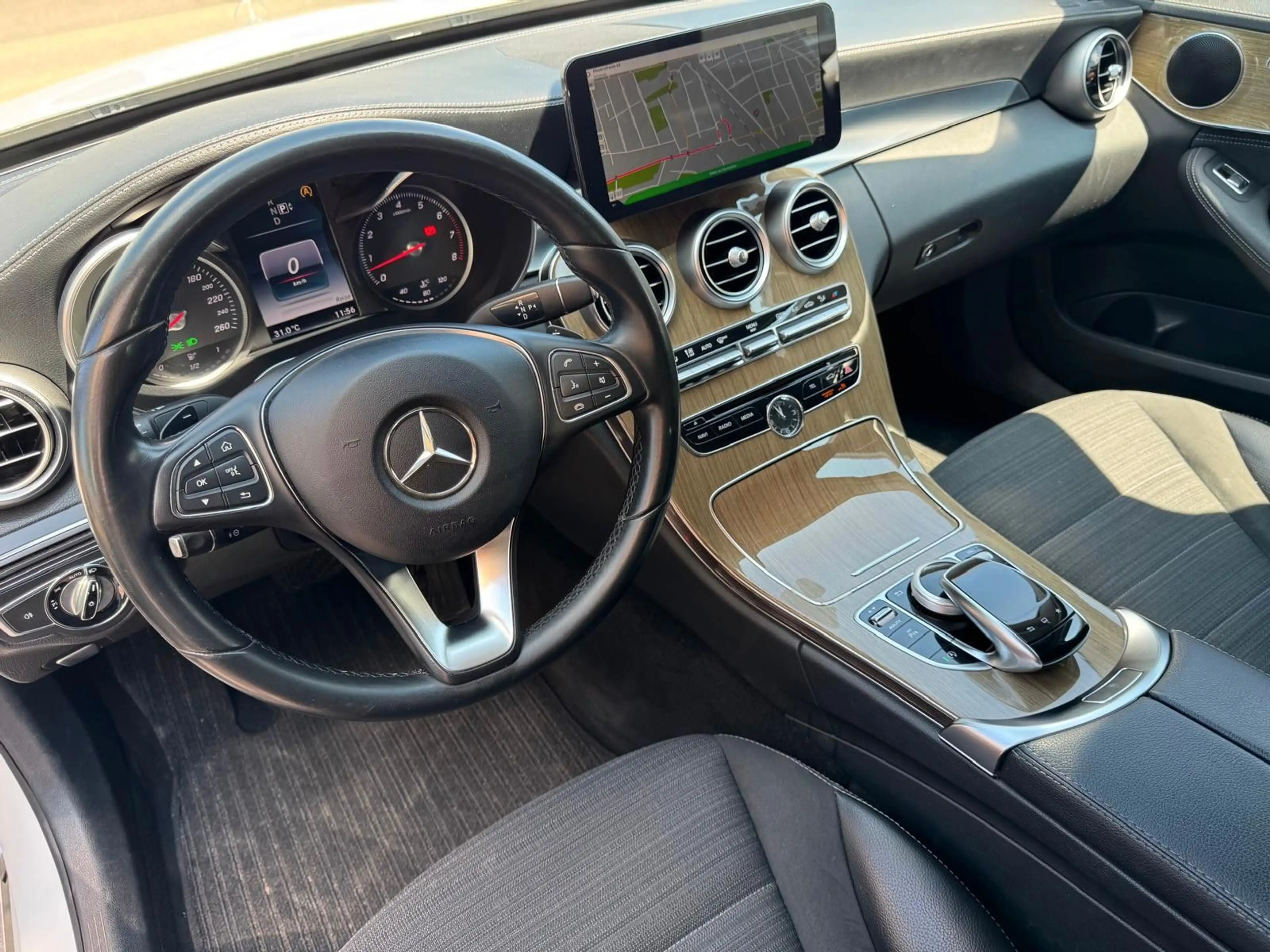 Mercedes-Benz C 400 Lim. Aut. 4Matic — photo 8