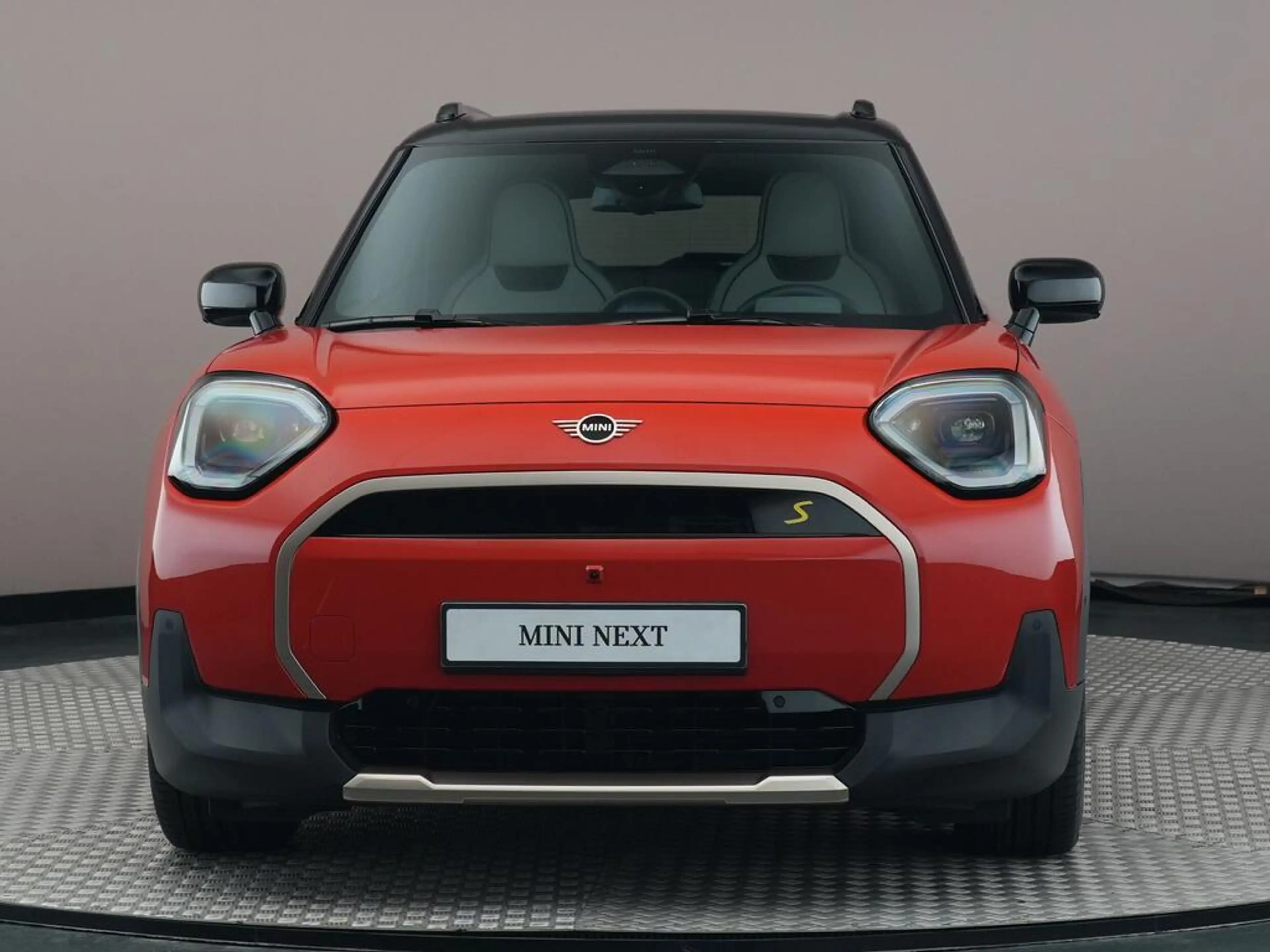 MINI Aceman SE Favoured L 54.2 kWh — photo 2