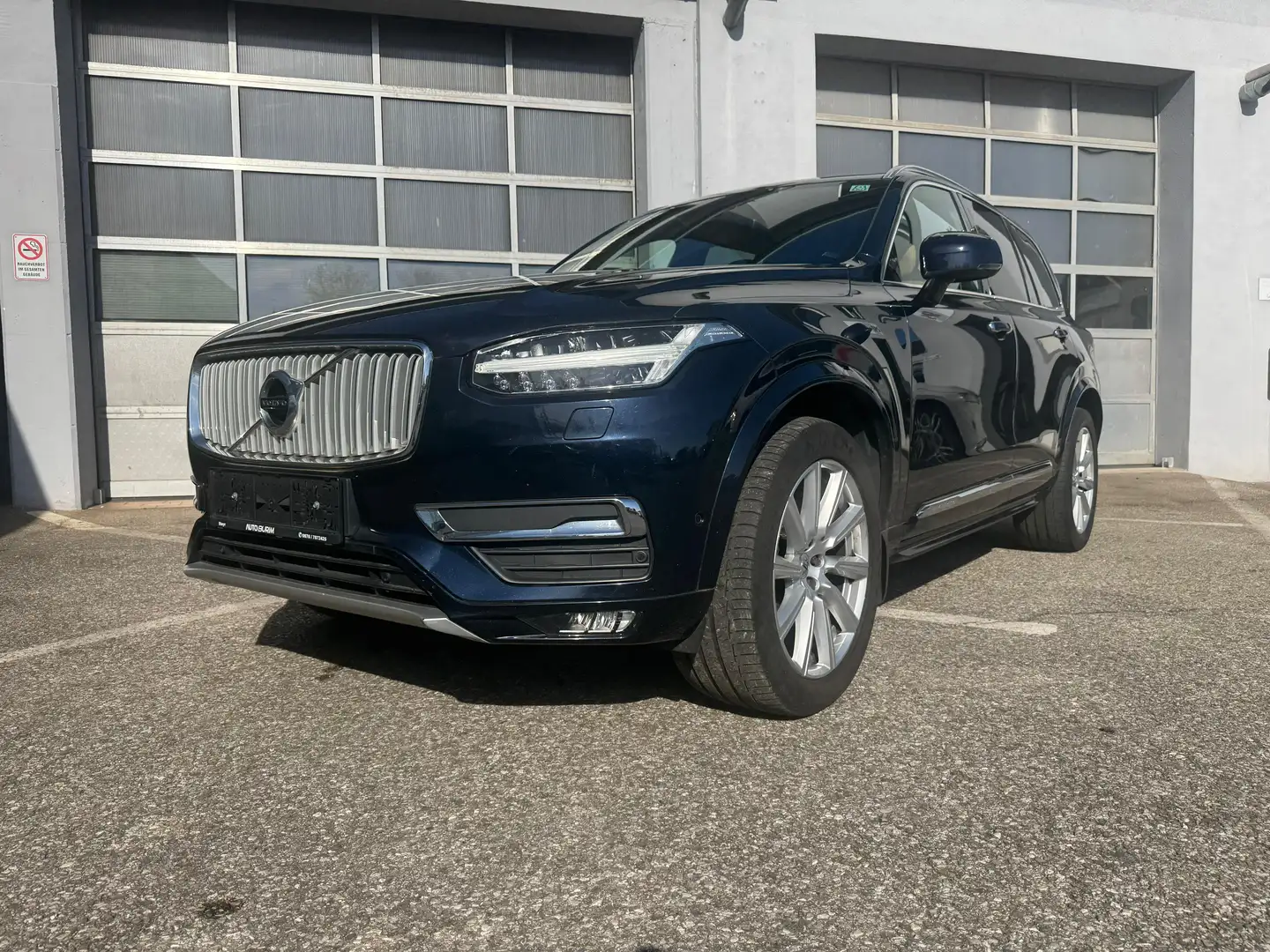 Volvo XC90 D5 Inscription AWD-Allrad Blau - 2