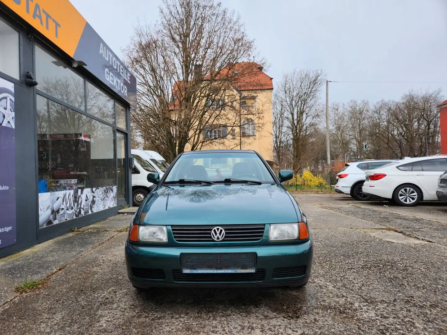 Volkswagen Polo Classic 1.6*TÜV*Airbags*Abs*2.Hand Zelená - 2