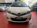 Toyota Yaris Yaris III 2011 3p 1.0 Lounge Blanco - thumbnail 2