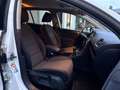 Volkswagen Golf VI - 1.6 L TDI 105 CV FAP CR BlueMotion Confortline Weiß - thumbnail 15