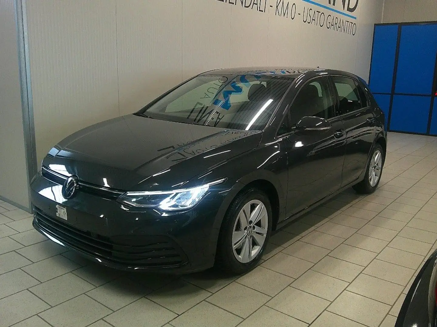 Volkswagen Golf 2.0 TDI DSG SCR Life Garanzia 24 Mesi Promo Grau - 1
