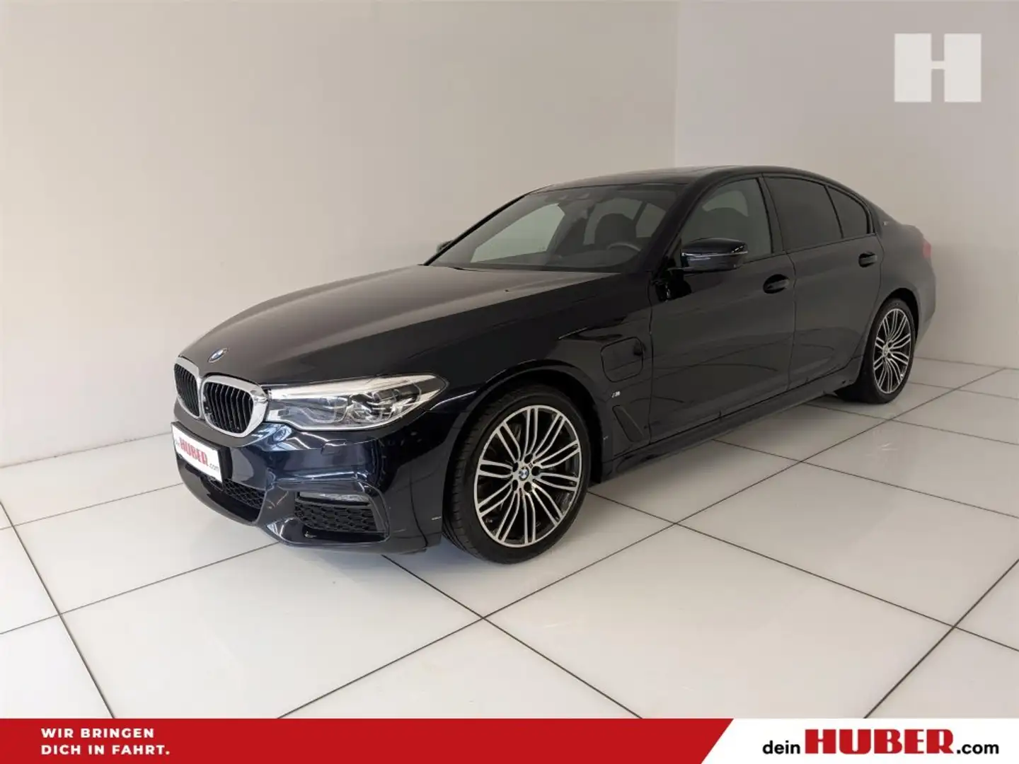 BMW 530 e Schwarz - 1