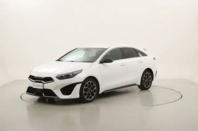 Kia ProCeed / pro_cee'd MHEV GT Line Plus DCT 1.5 Mild Hybrid 160CV