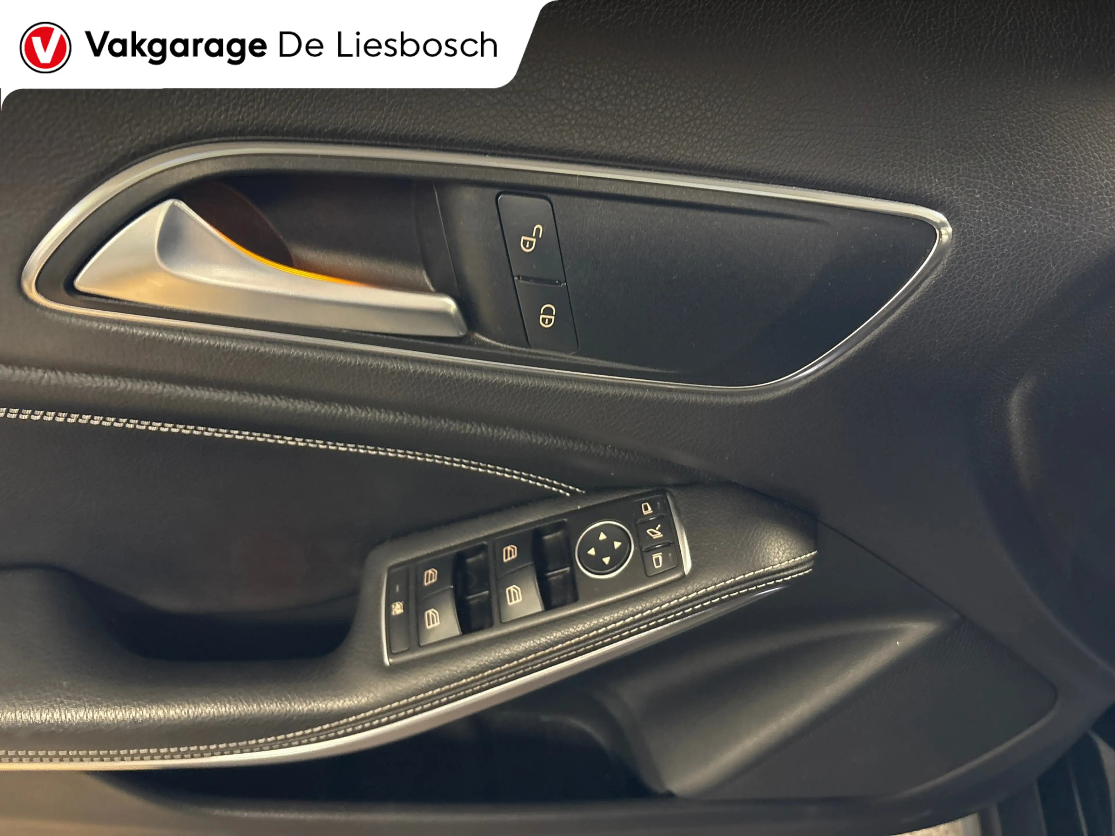 Mercedes-Benz GLA 200 Edition 1/pano/night pakket/navi/pdc/led/cruisec/a — photo 12