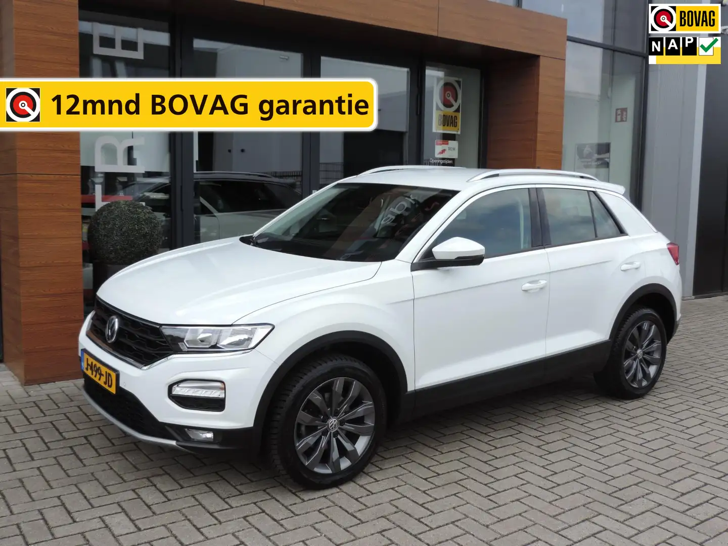 Volkswagen T-Roc 1.5 TSI Style Business 69.000km | Camera | Stoelve Wit - 1