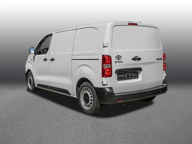 Toyota Proace view 2